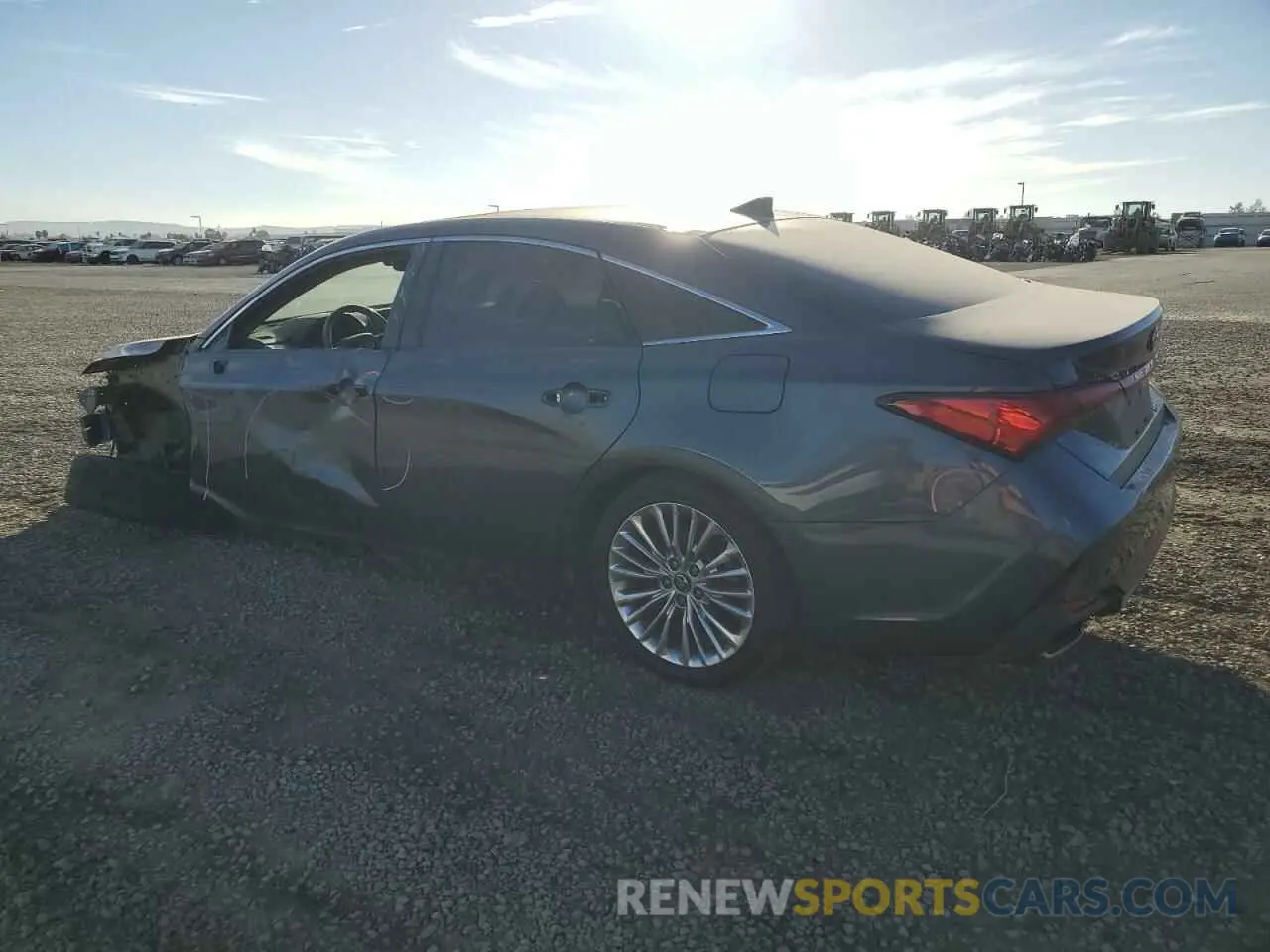2 fotografías del automóvil dañado 4T1BZ1FB6KU018801 TOYOTA AVALON 2019