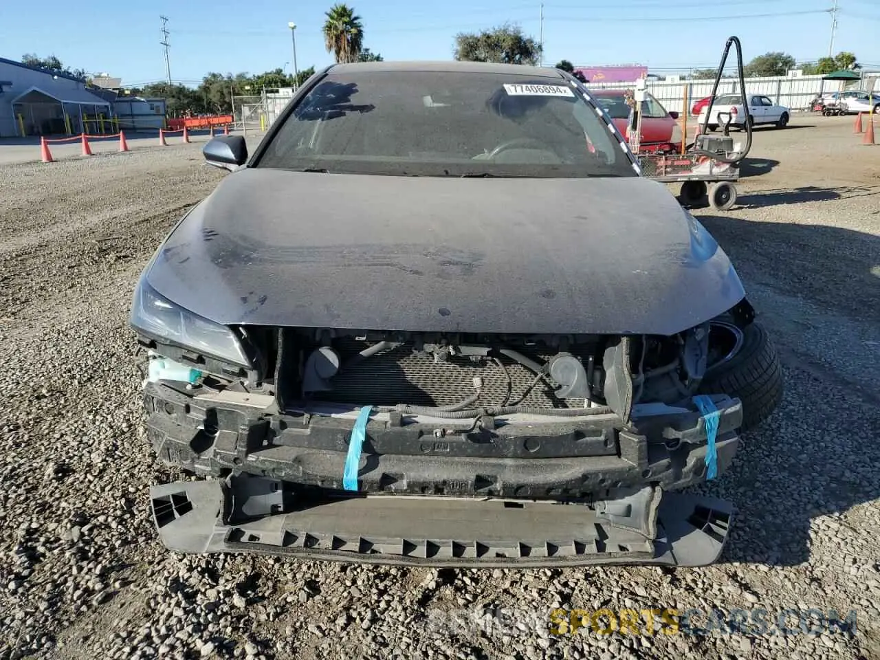 5 fotografías del automóvil dañado 4T1BZ1FB6KU018801 TOYOTA AVALON 2019