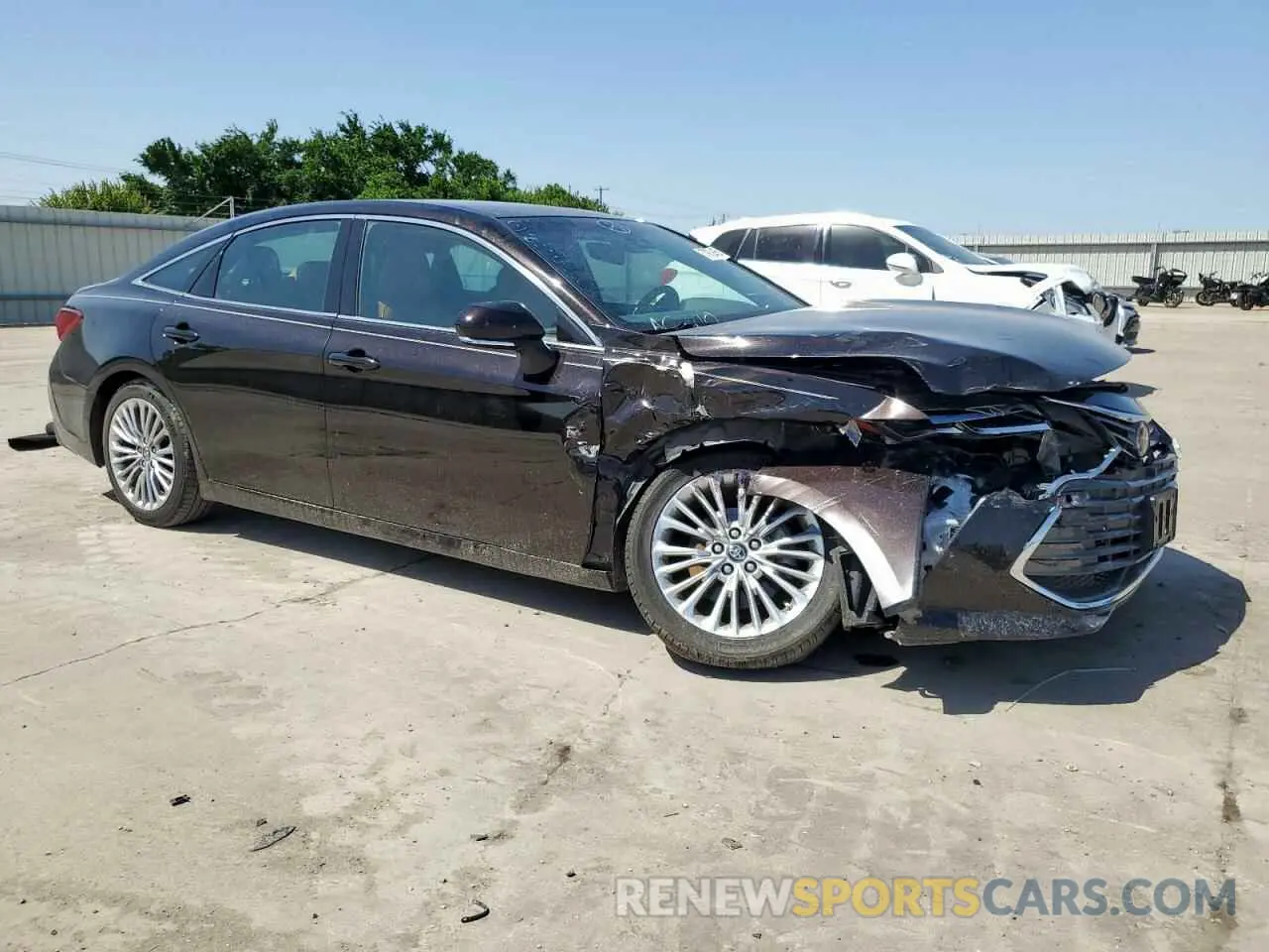4 fotografías del automóvil dañado 4T1BZ1FB6KU019480 TOYOTA AVALON 2019