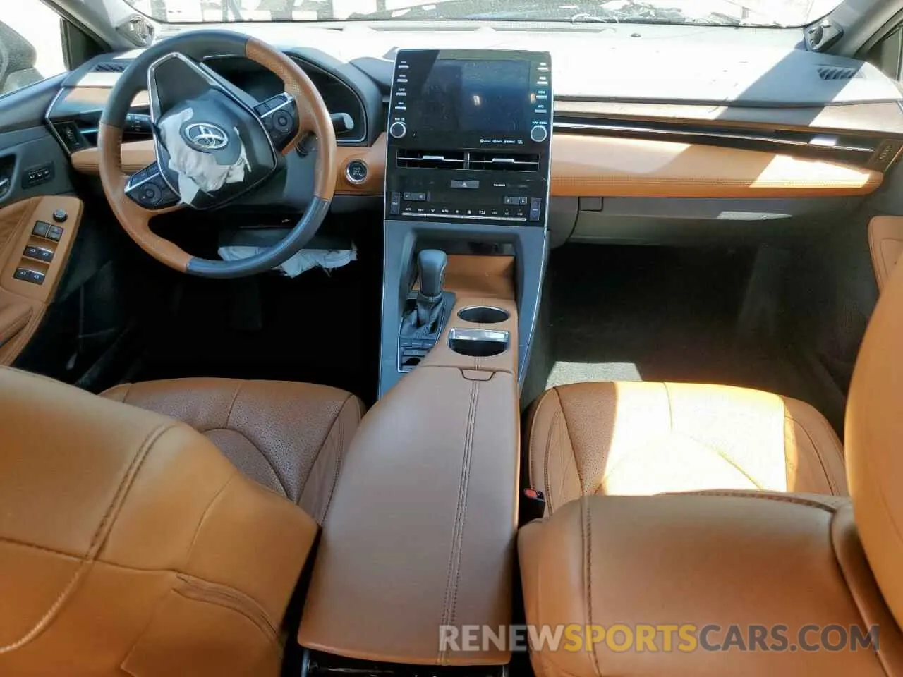8 fotografías del automóvil dañado 4T1BZ1FB6KU019480 TOYOTA AVALON 2019