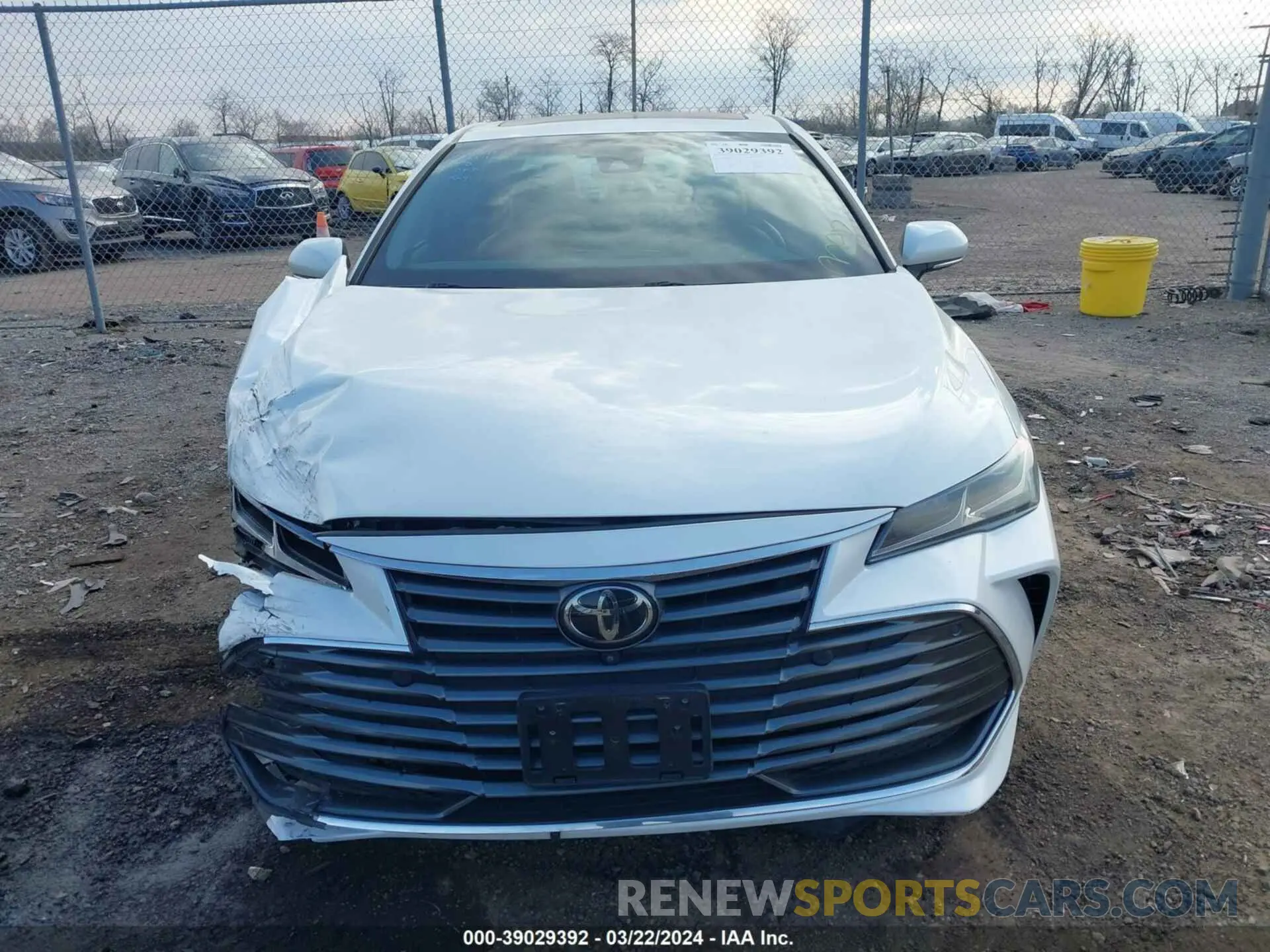 12 fotografías del automóvil dañado 4T1BZ1FB6KU027112 TOYOTA AVALON 2019