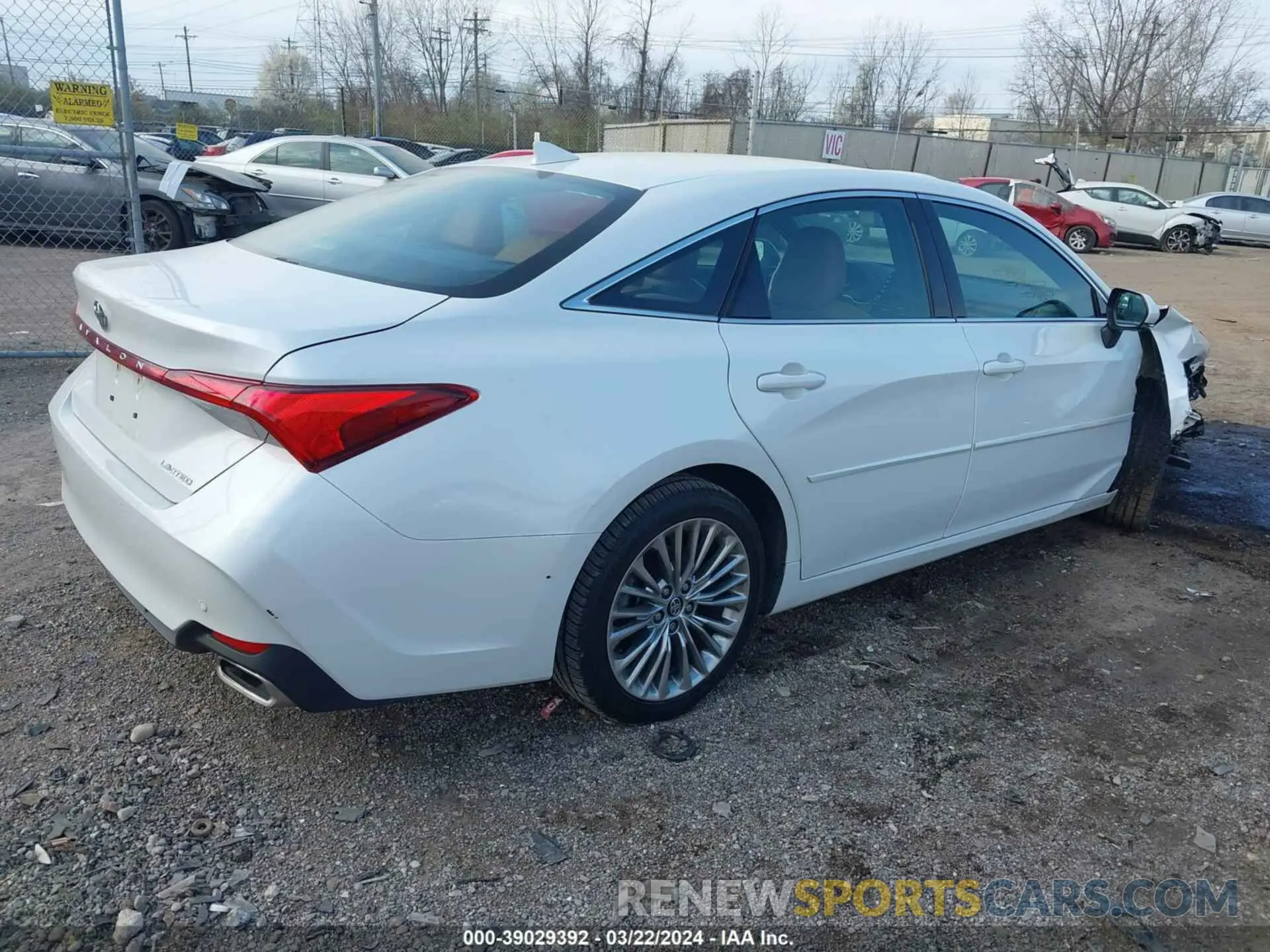 4 fotografías del automóvil dañado 4T1BZ1FB6KU027112 TOYOTA AVALON 2019