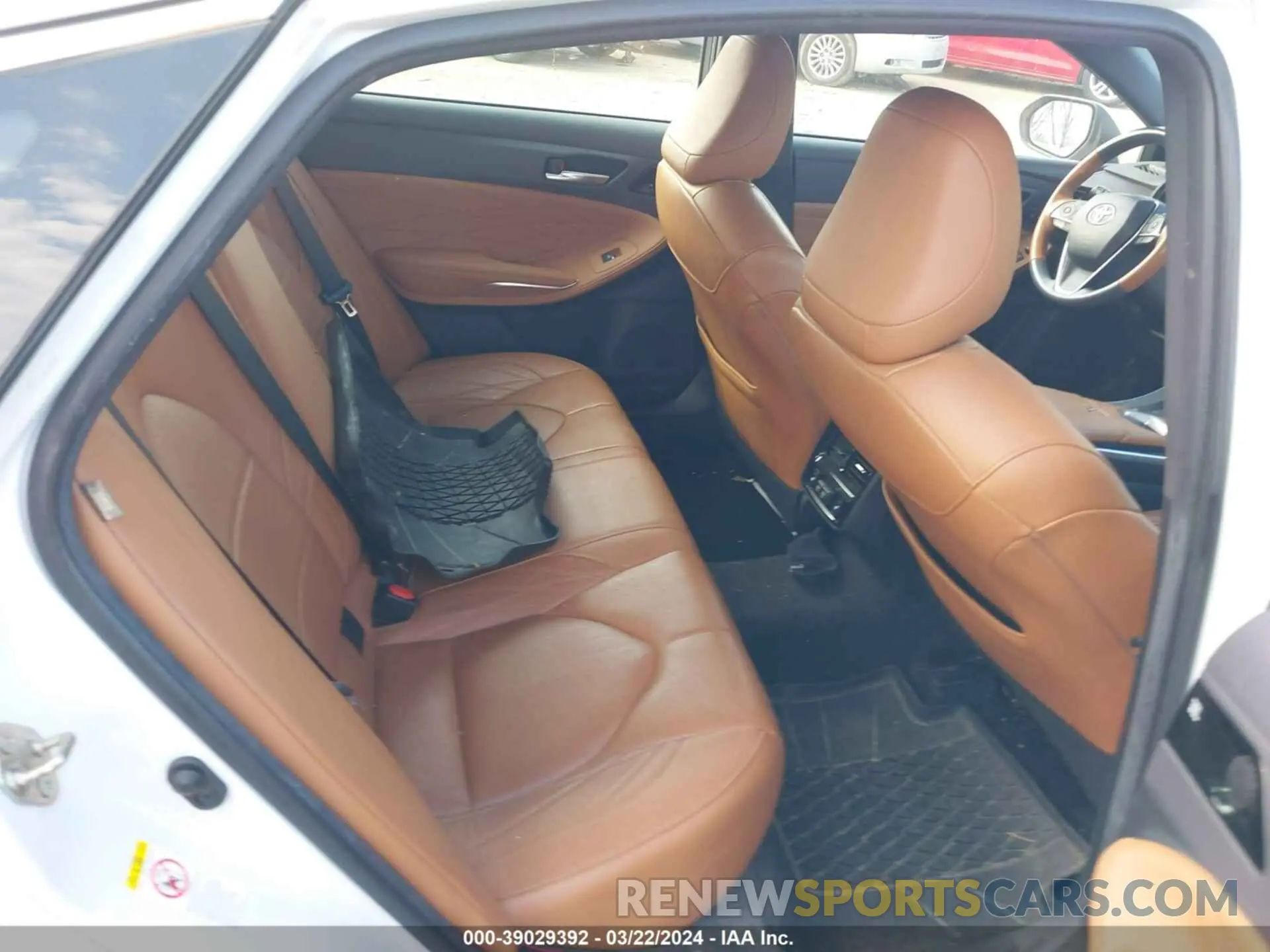 8 fotografías del automóvil dañado 4T1BZ1FB6KU027112 TOYOTA AVALON 2019