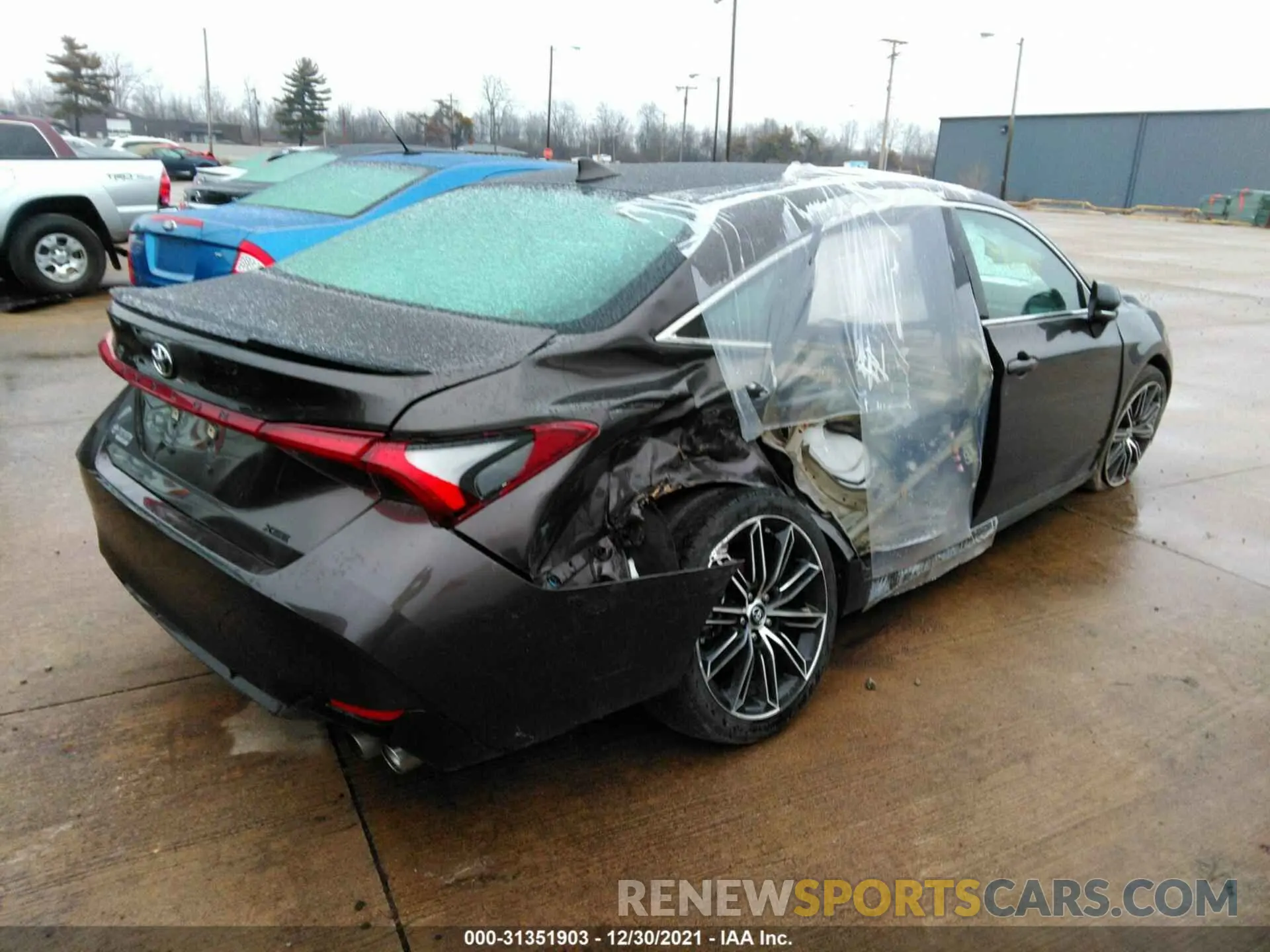 4 fotografías del automóvil dañado 4T1BZ1FB6KU037848 TOYOTA AVALON 2019