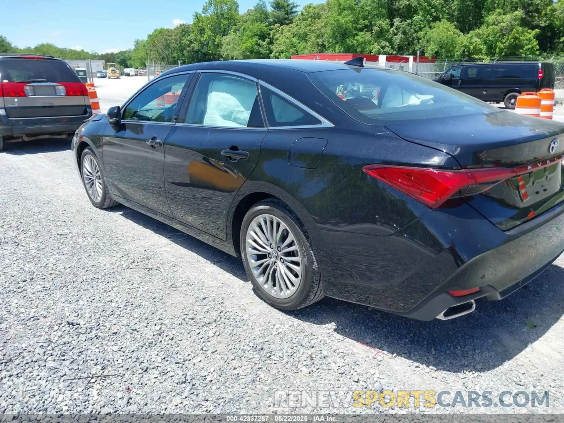 3 fotografías del automóvil dañado 4T1BZ1FB7KU028110 TOYOTA AVALON 2019