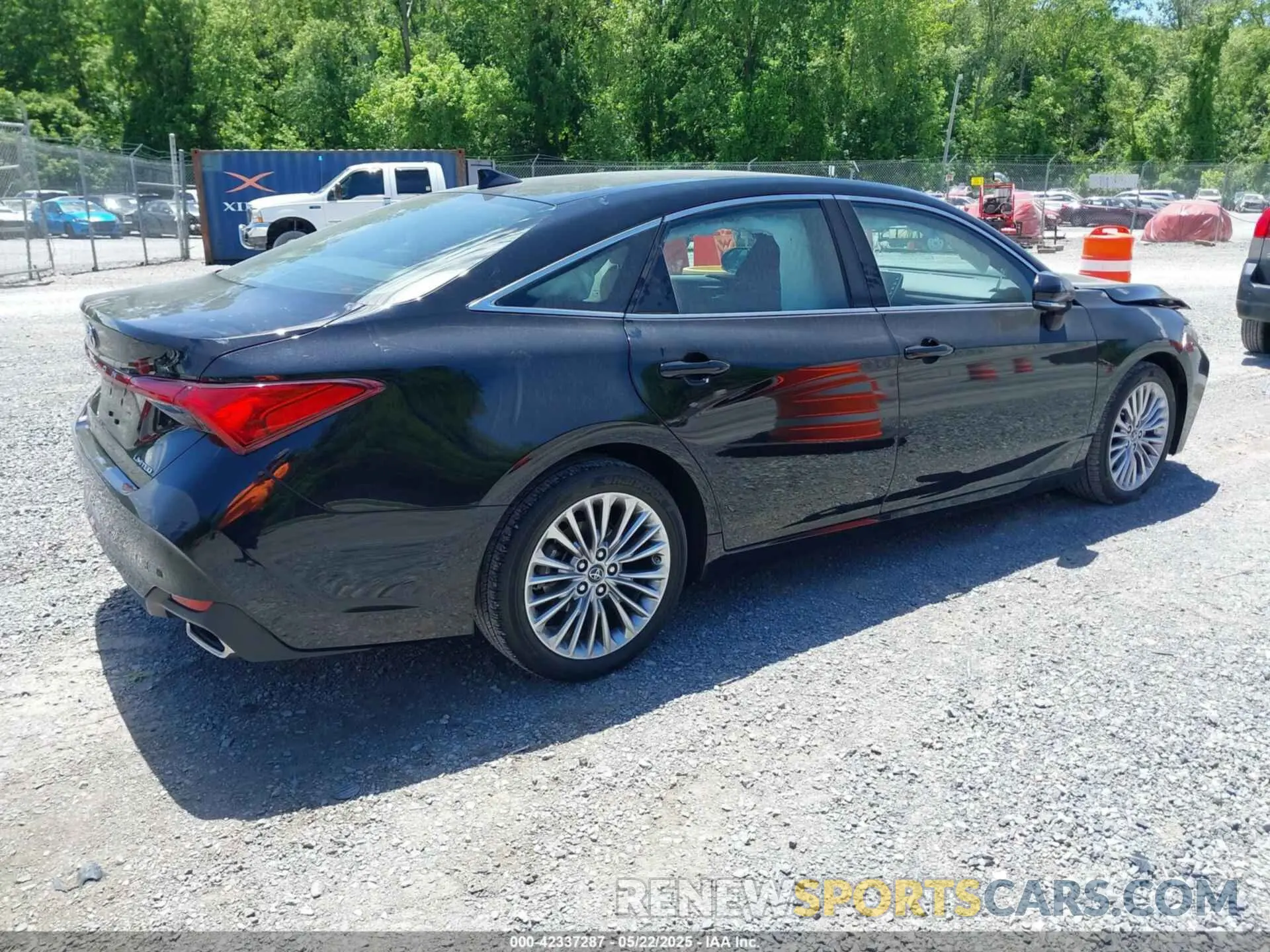4 fotografías del automóvil dañado 4T1BZ1FB7KU028110 TOYOTA AVALON 2019