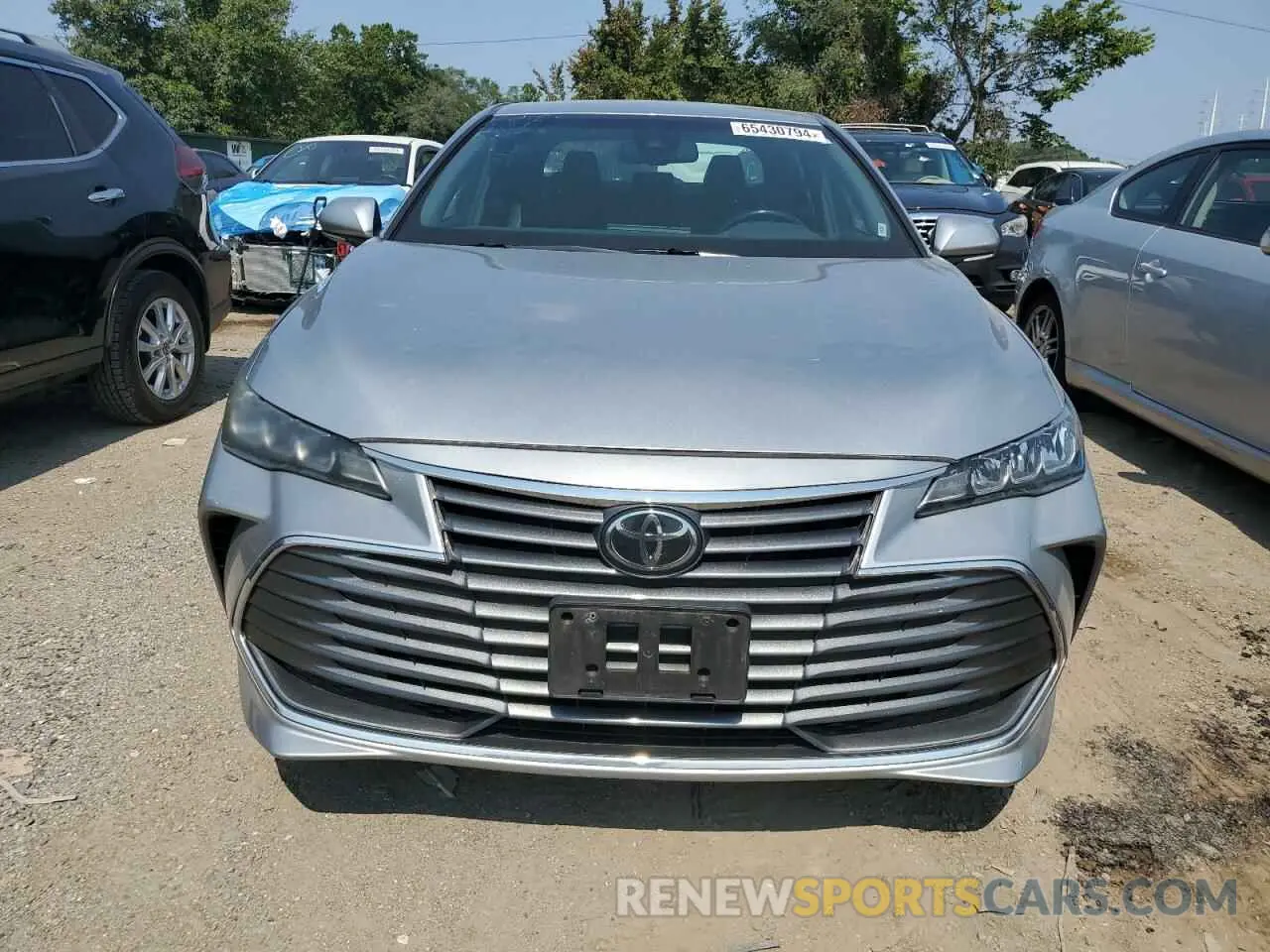 5 fotografías del automóvil dañado 4T1BZ1FB7KU033629 TOYOTA AVALON 2019
