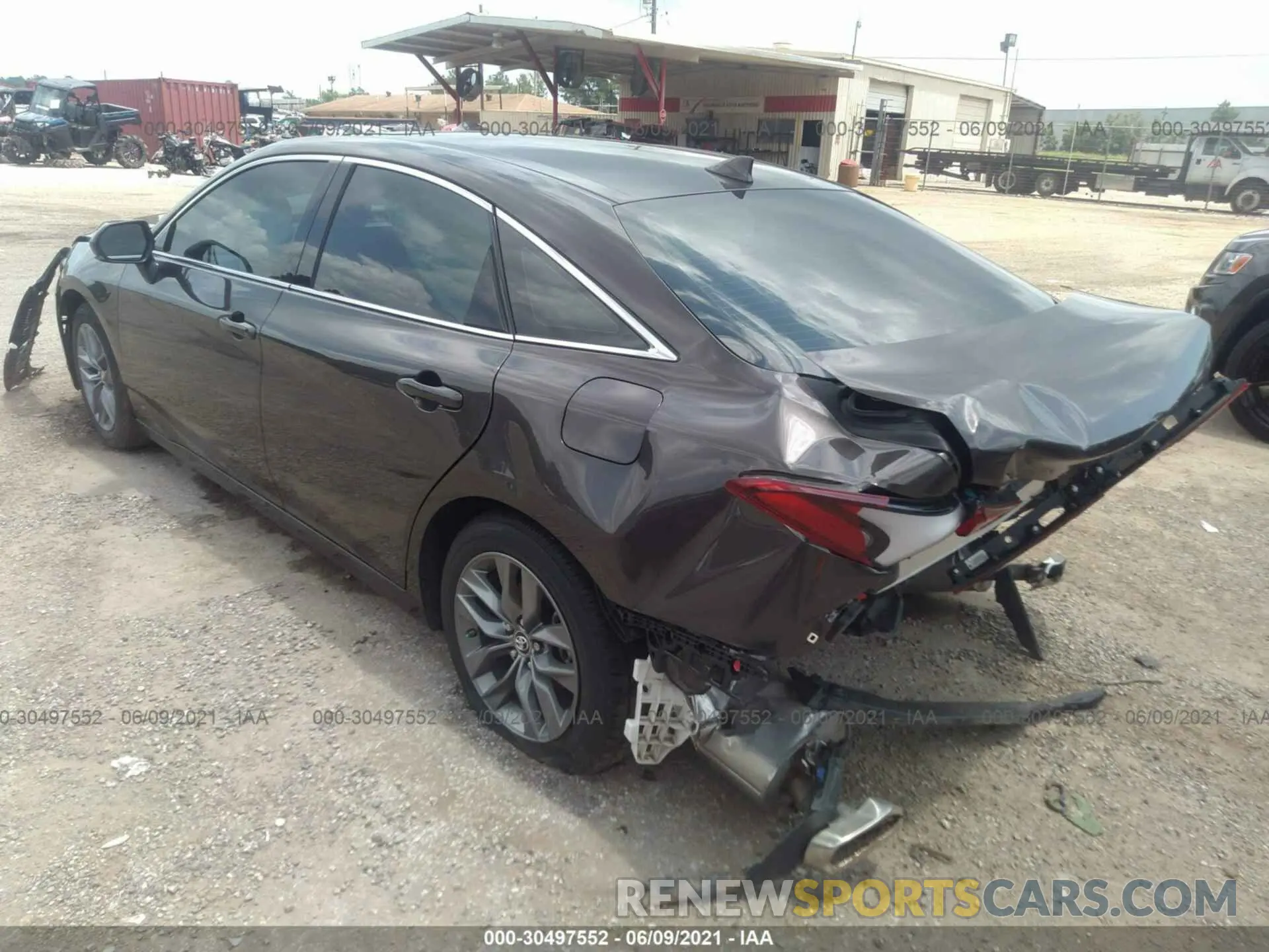 3 fotografías del automóvil dañado 4T1BZ1FB7KU037373 TOYOTA AVALON 2019