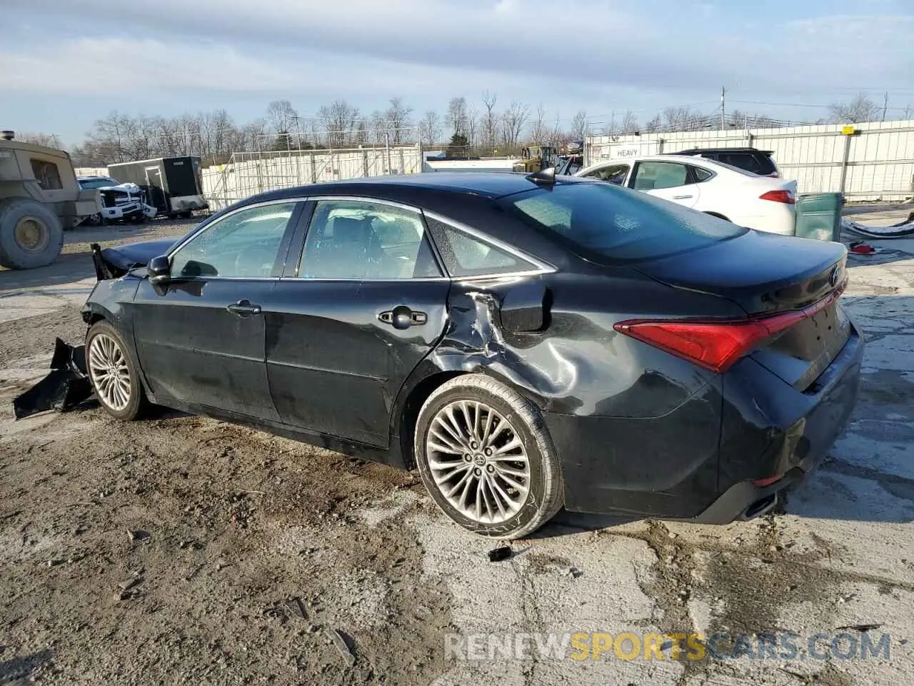 2 fotografías del automóvil dañado 4T1BZ1FB8KU023868 TOYOTA AVALON 2019