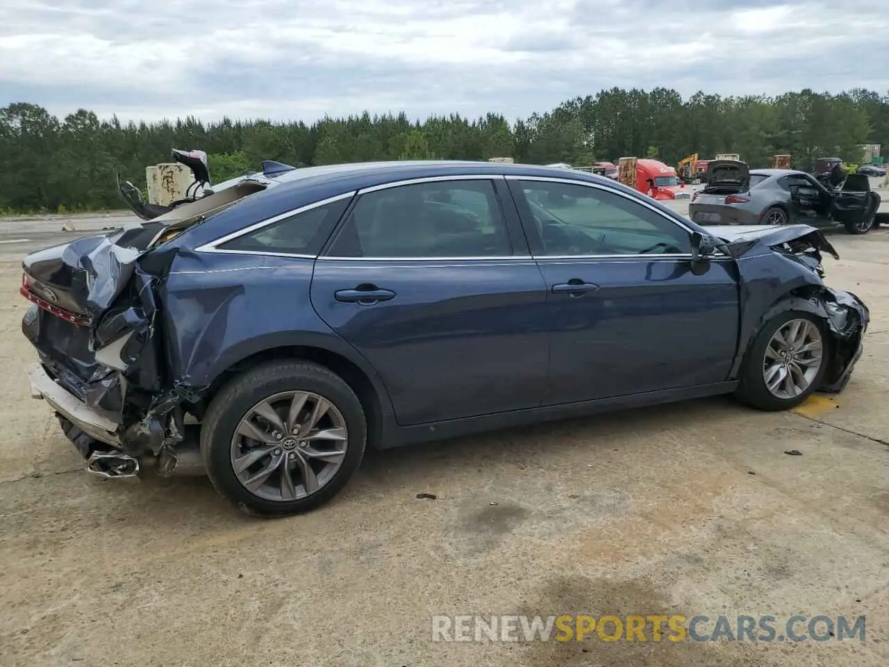 3 fotografías del automóvil dañado 4T1BZ1FB9KU005153 TOYOTA AVALON 2019