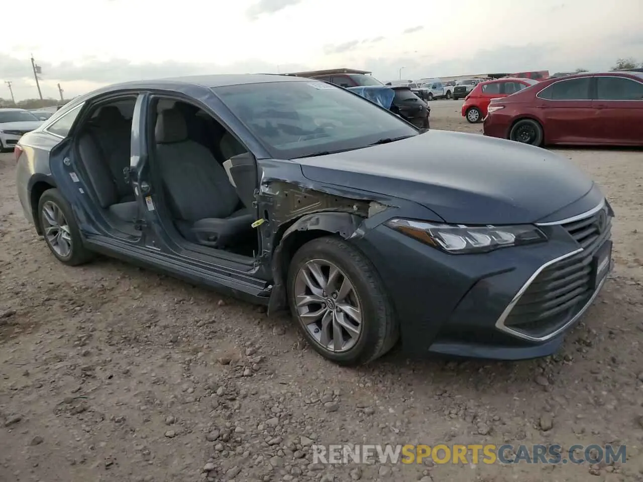 4 fotografías del automóvil dañado 4T1BZ1FB9KU012216 TOYOTA AVALON 2019