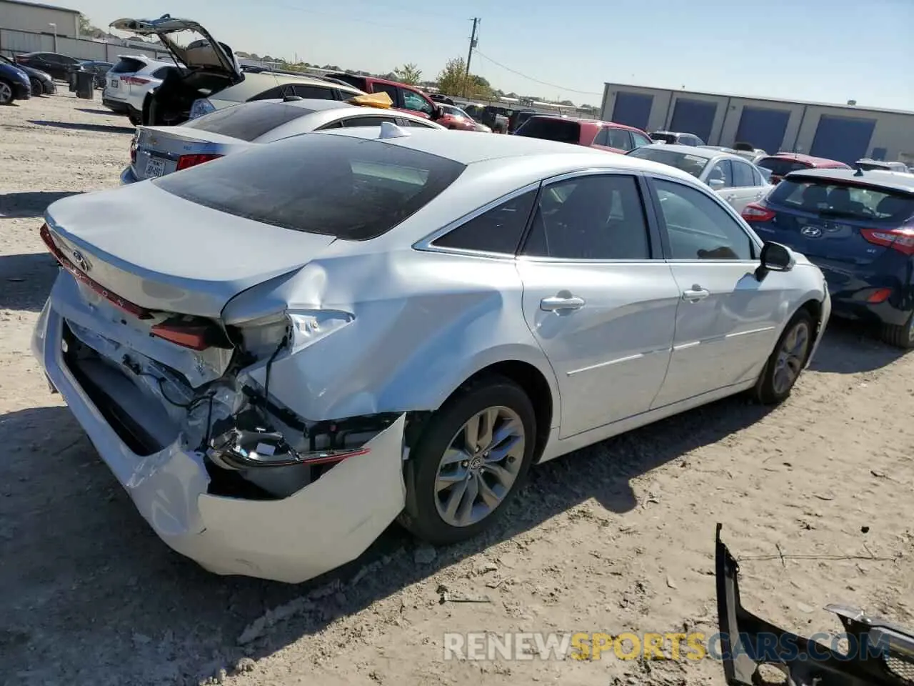 3 fotografías del automóvil dañado 4T1BZ1FB9KU019344 TOYOTA AVALON 2019