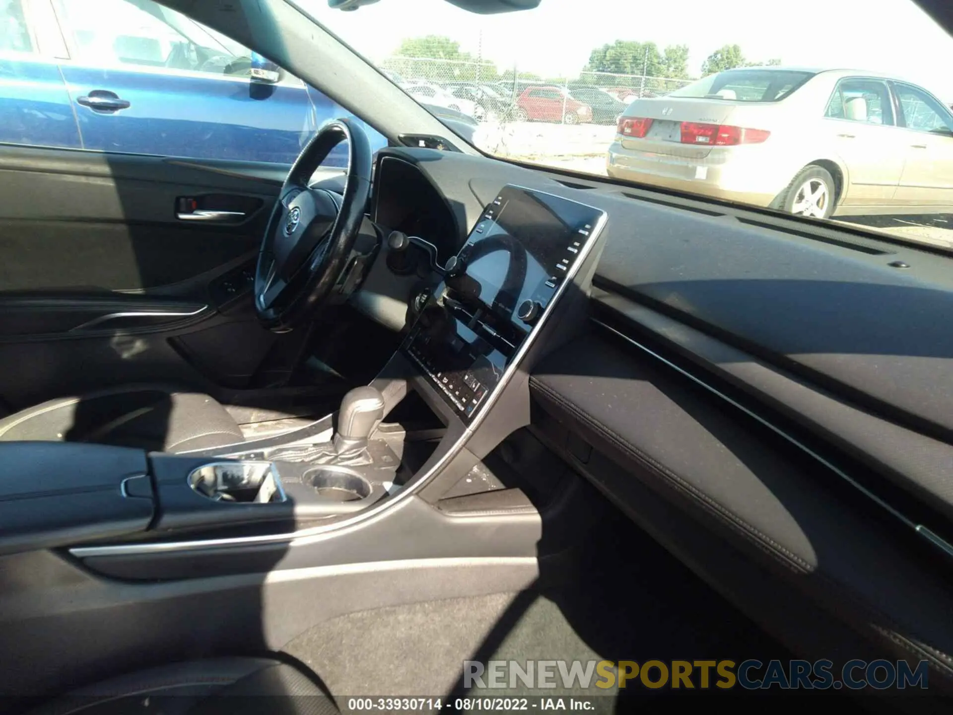 5 fotografías del automóvil dañado 4T1BZ1FB9KU019697 TOYOTA AVALON 2019