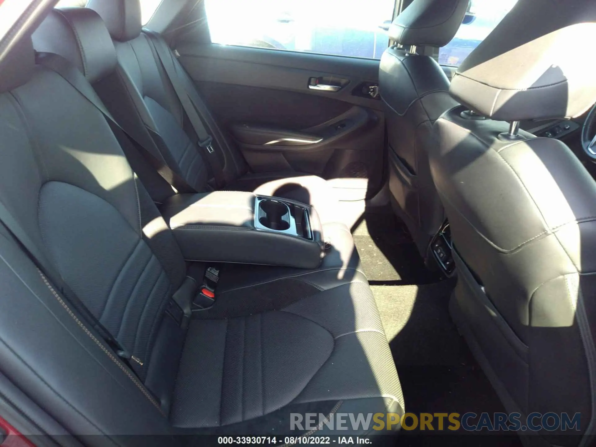 8 fotografías del automóvil dañado 4T1BZ1FB9KU019697 TOYOTA AVALON 2019