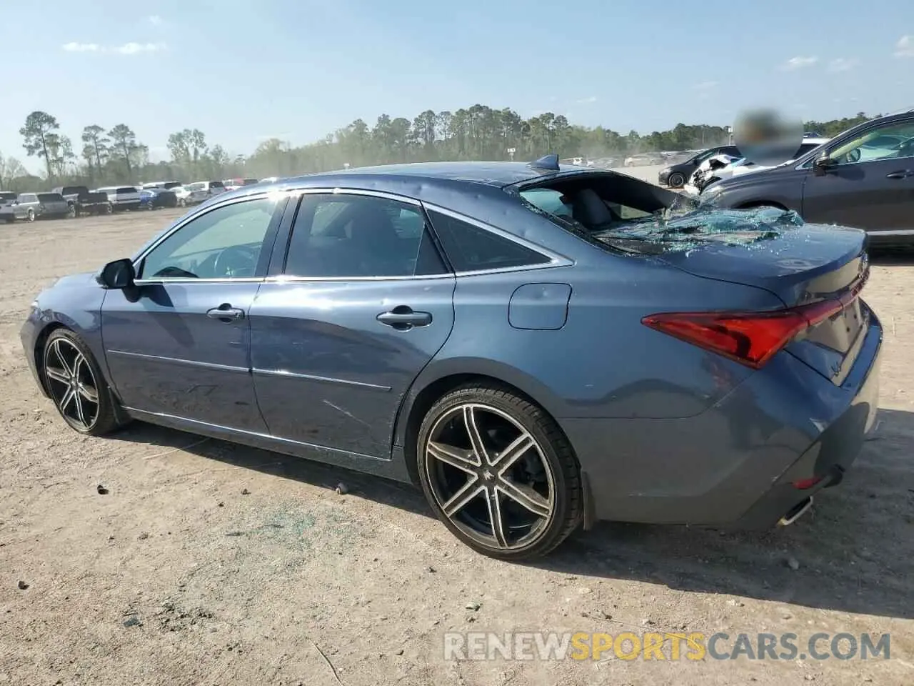 2 fotografías del automóvil dañado 4T1BZ1FB9KU035799 TOYOTA AVALON 2019