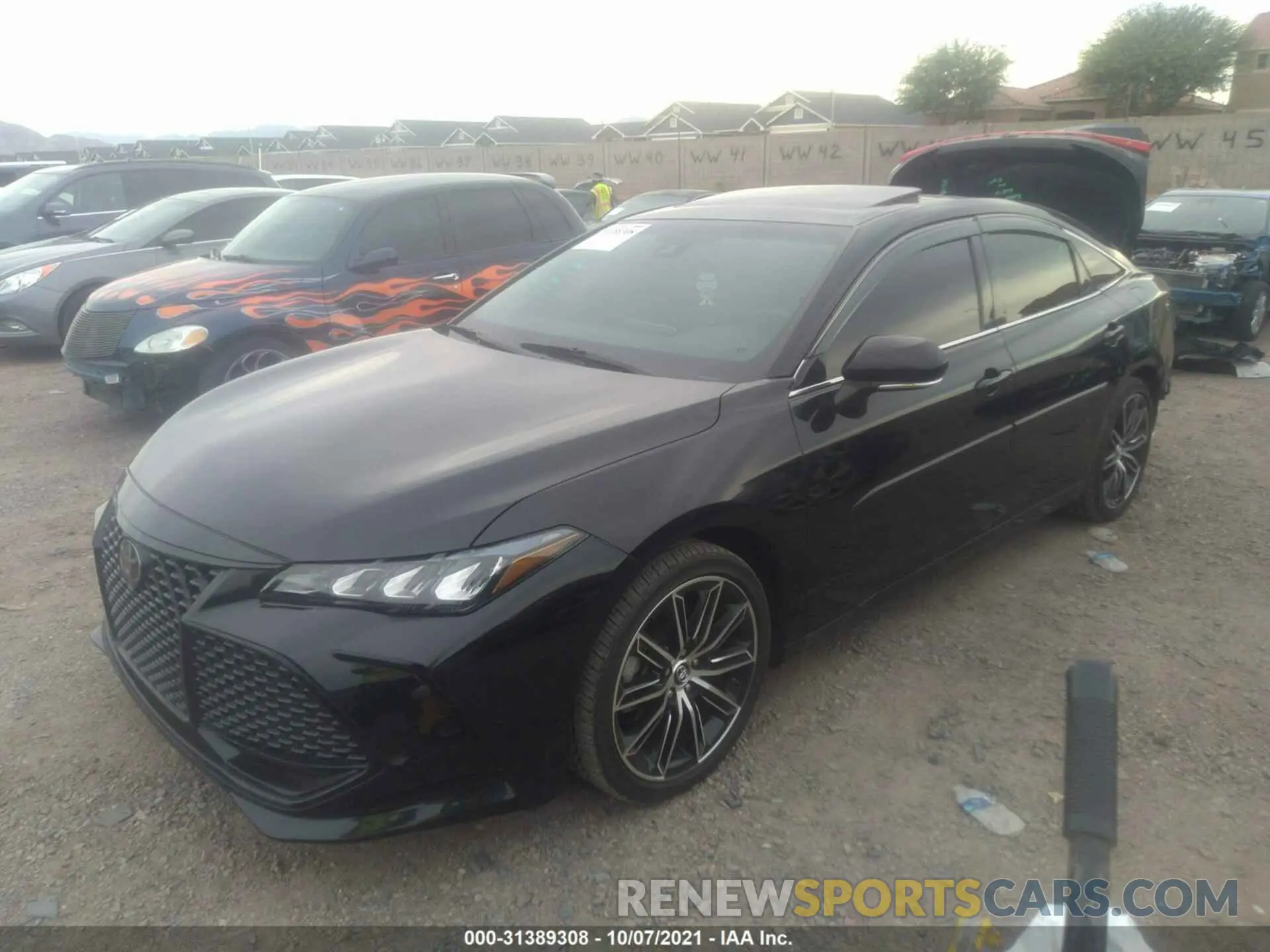 2 fotografías del automóvil dañado 4T1BZ1FBXKU014668 TOYOTA AVALON 2019