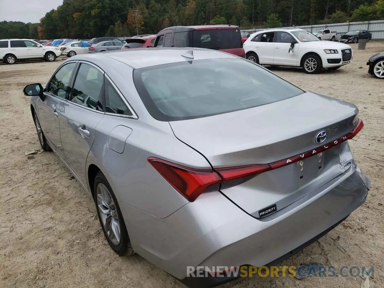 3 fotografías del automóvil dañado 4T1A21FB3LU011984 TOYOTA AVALON 2020
