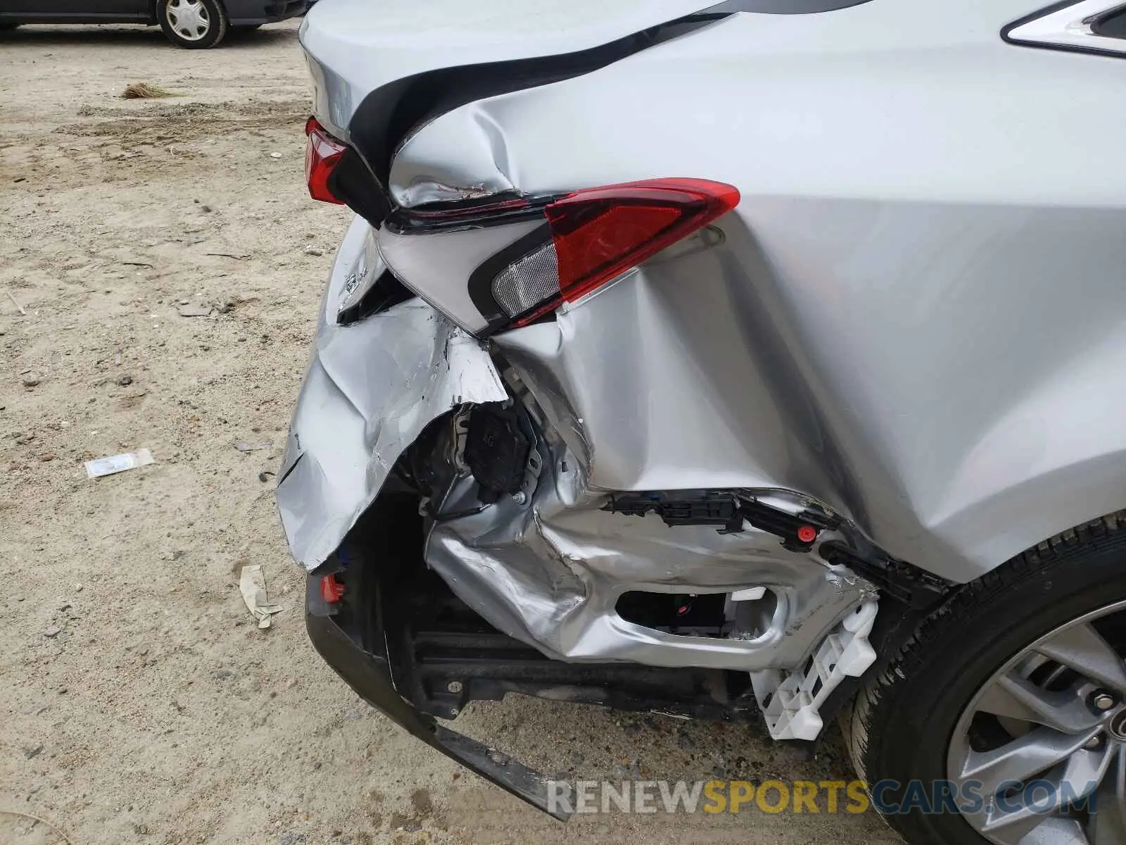 9 fotografías del automóvil dañado 4T1A21FB3LU011984 TOYOTA AVALON 2020