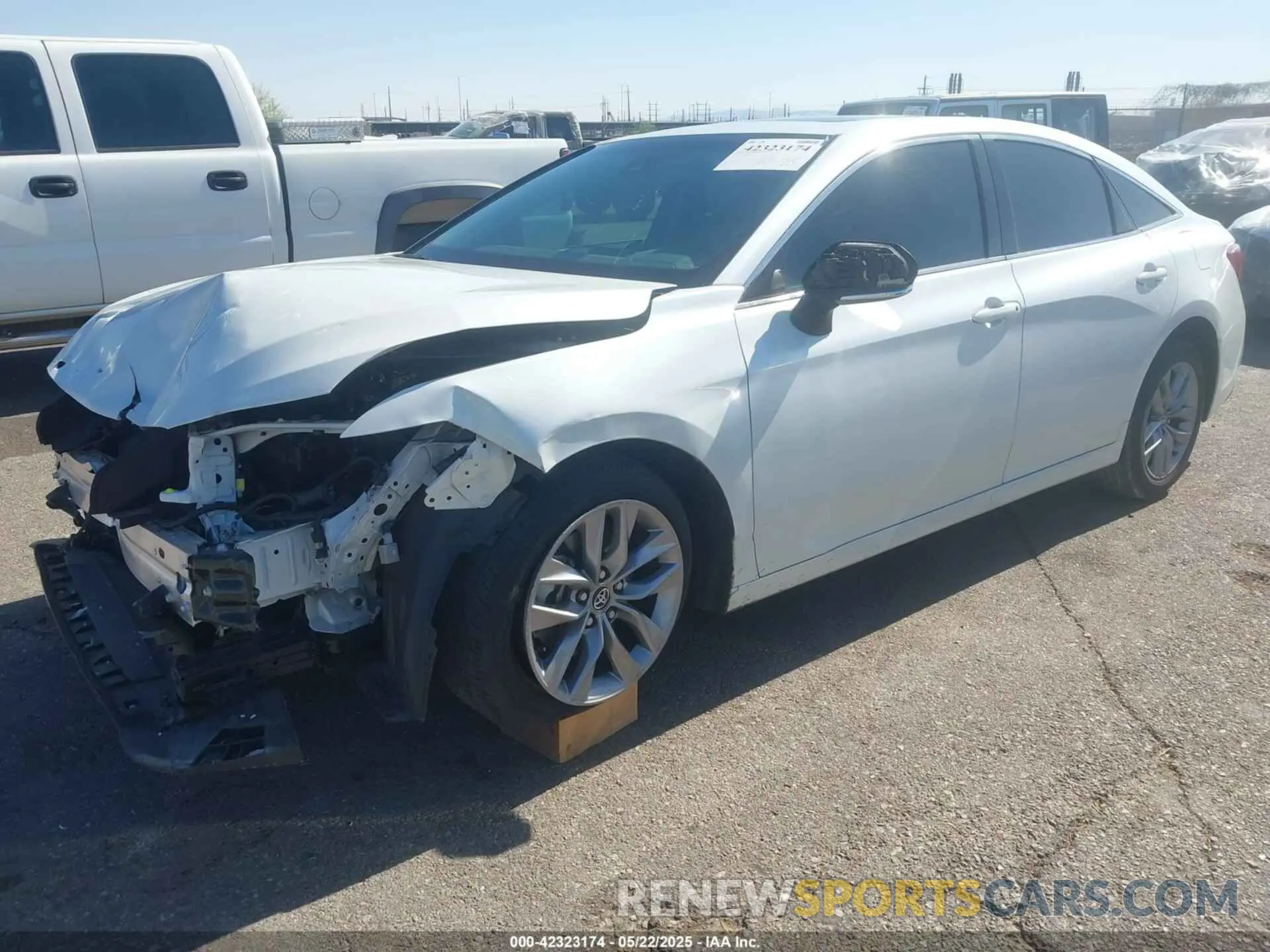 2 fotografías del automóvil dañado 4T1AZ1FB0LU041391 TOYOTA AVALON 2020