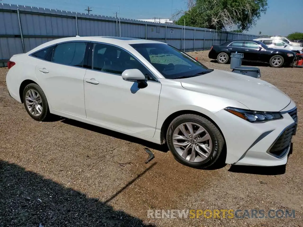 4 fotografías del automóvil dañado 4T1AZ1FB5LU053794 TOYOTA AVALON 2020