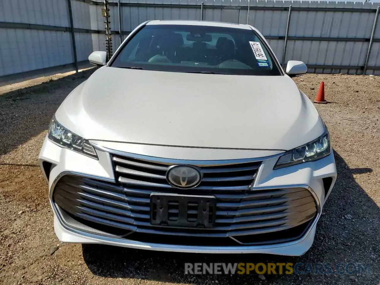5 fotografías del automóvil dañado 4T1AZ1FB5LU053794 TOYOTA AVALON 2020
