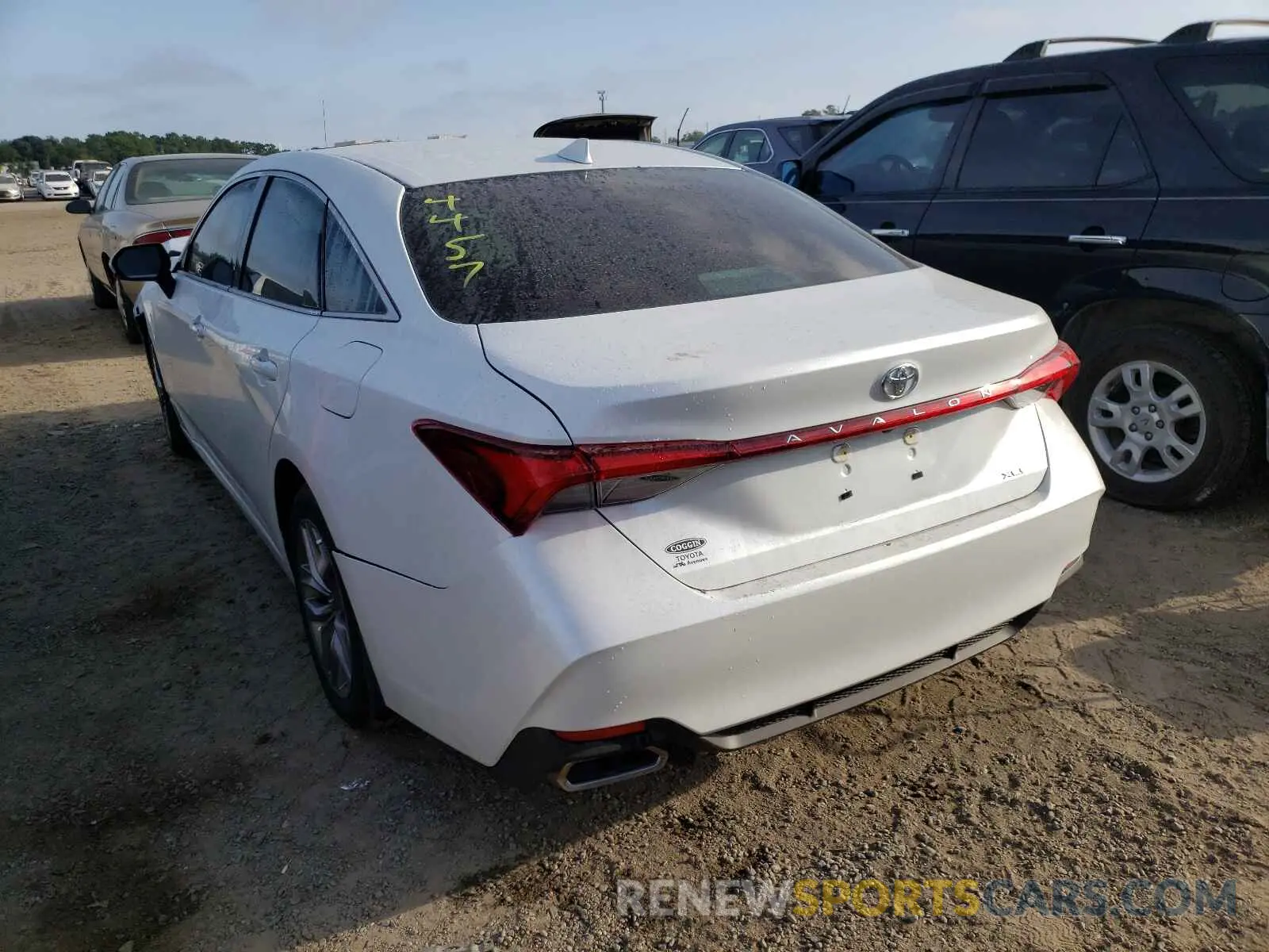 3 fotografías del automóvil dañado 4T1AZ1FB8LU044457 TOYOTA AVALON 2020