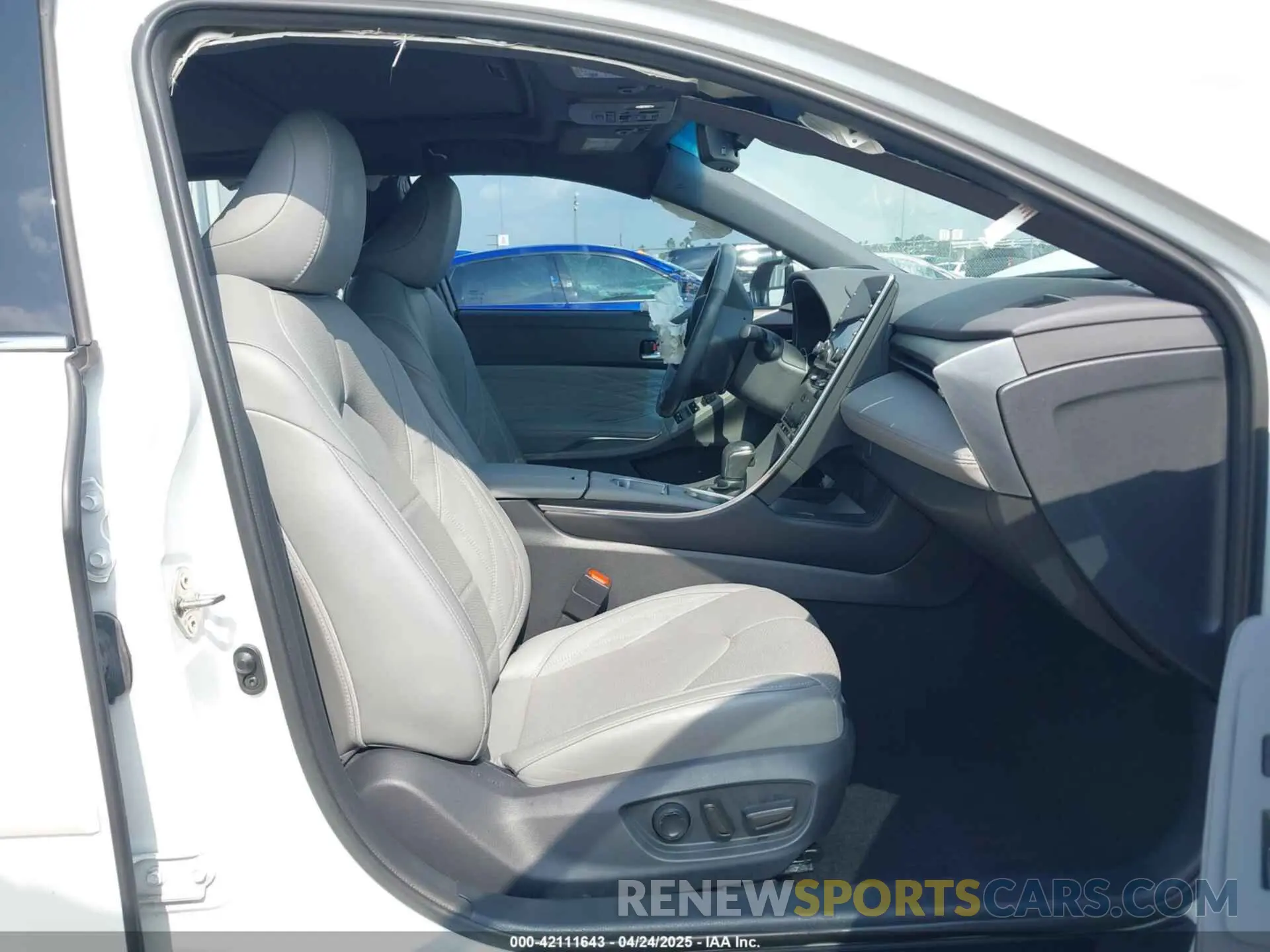 5 fotografías del automóvil dañado 4T1CZ1FB9LU045562 TOYOTA AVALON 2020