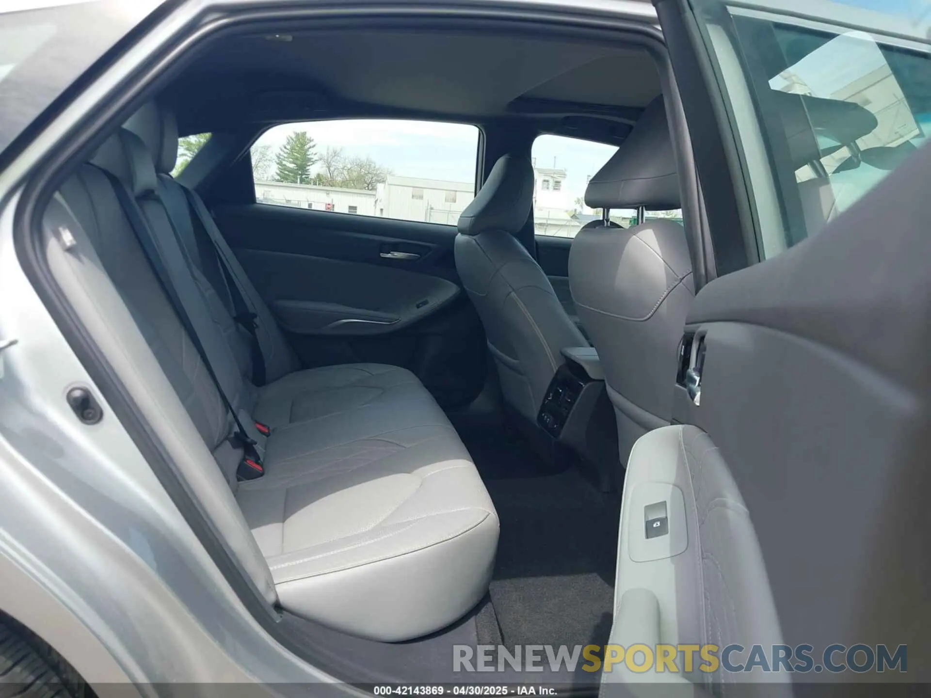 8 fotografías del automóvil dañado 4T1DZ1FB9LU053598 TOYOTA AVALON 2020