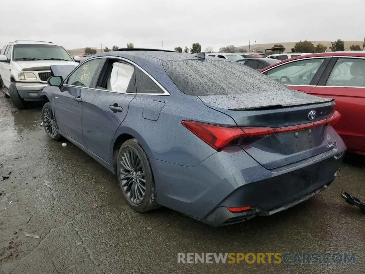 2 fotografías del automóvil dañado 4T1E21FB0LU018845 TOYOTA AVALON 2020