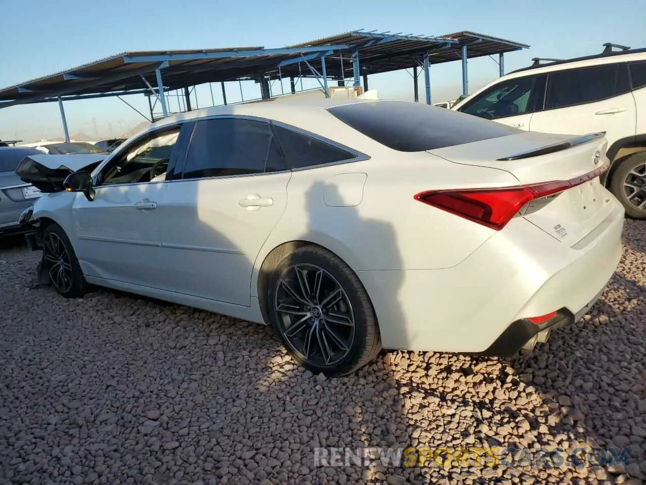 2 fotografías del automóvil dañado 4T1EZ1FB0LU041926 TOYOTA AVALON 2020
