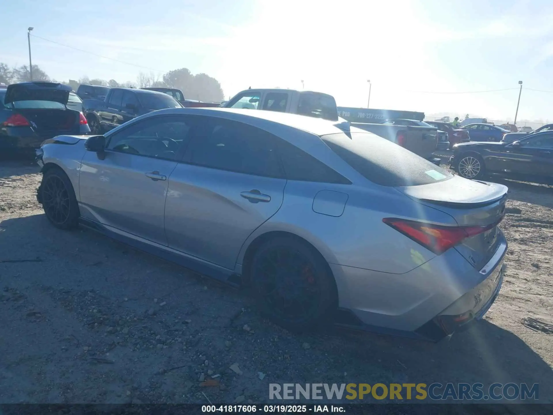 3 fotografías del automóvil dañado 4T1FZ1FB0LU048279 TOYOTA AVALON 2020