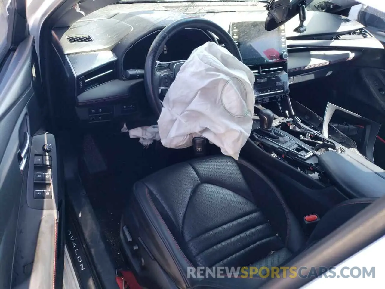 8 fotografías del automóvil dañado 4T1FZ1FB6LU051087 TOYOTA AVALON 2020