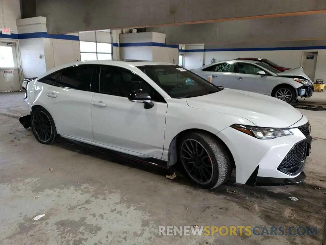 4 fotografías del automóvil dañado 4T1FZ1FB8LU054993 TOYOTA AVALON 2020