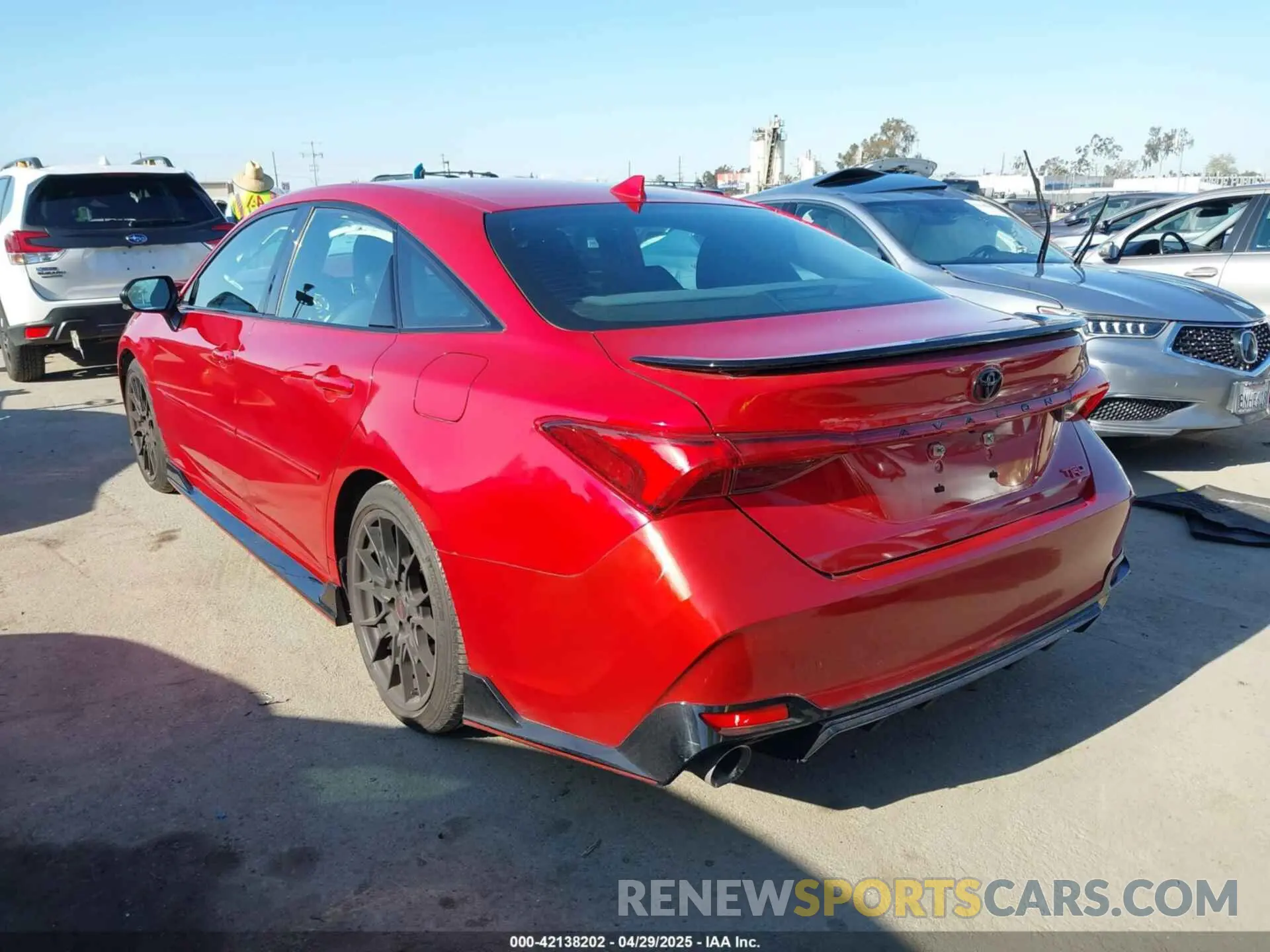 3 fotografías del automóvil dañado 4T1FZ1FB9LU052427 TOYOTA AVALON 2020