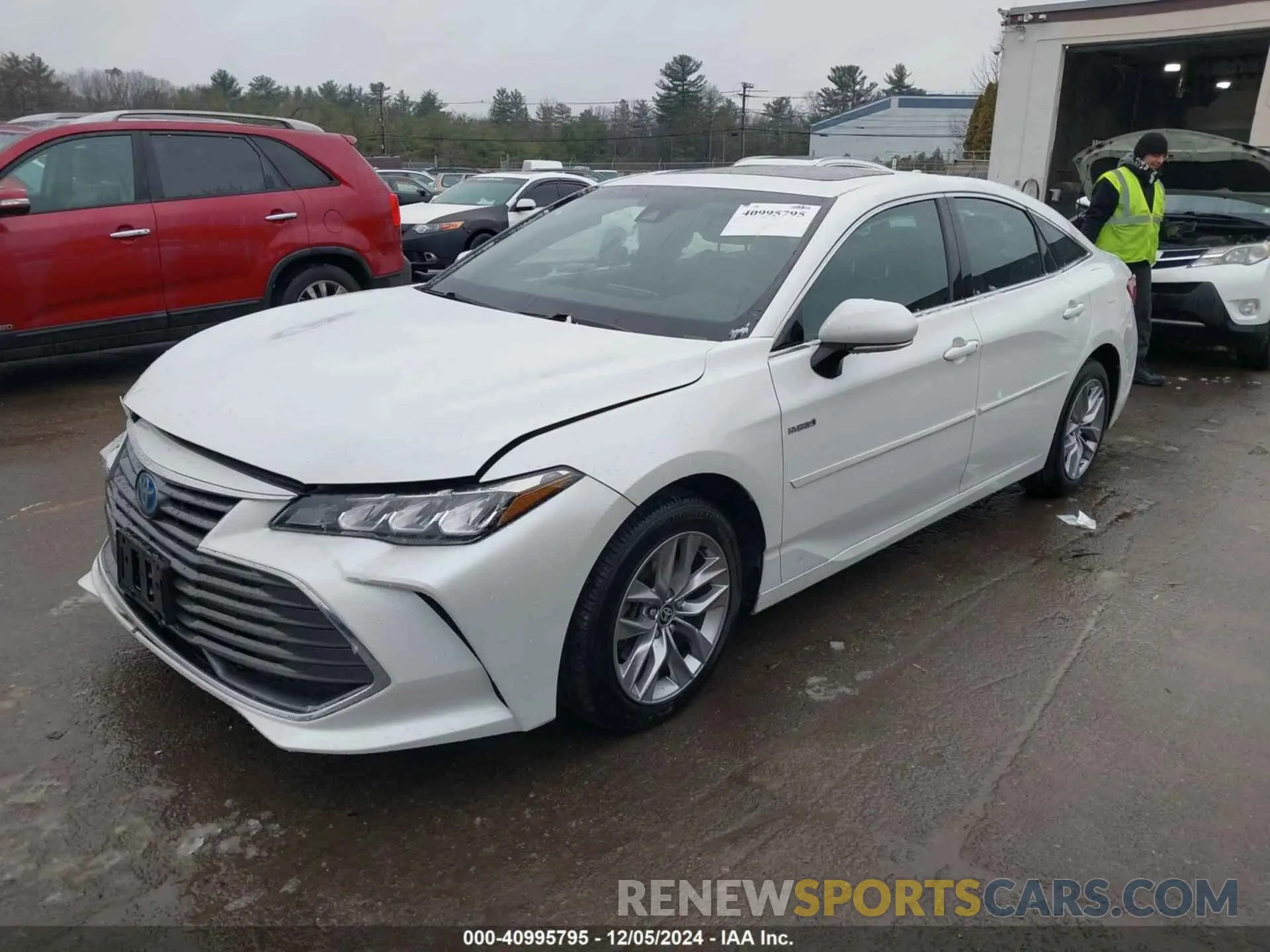 2 fotografías del automóvil dañado 4T1AA1AB3MU003203 TOYOTA AVALON 2021