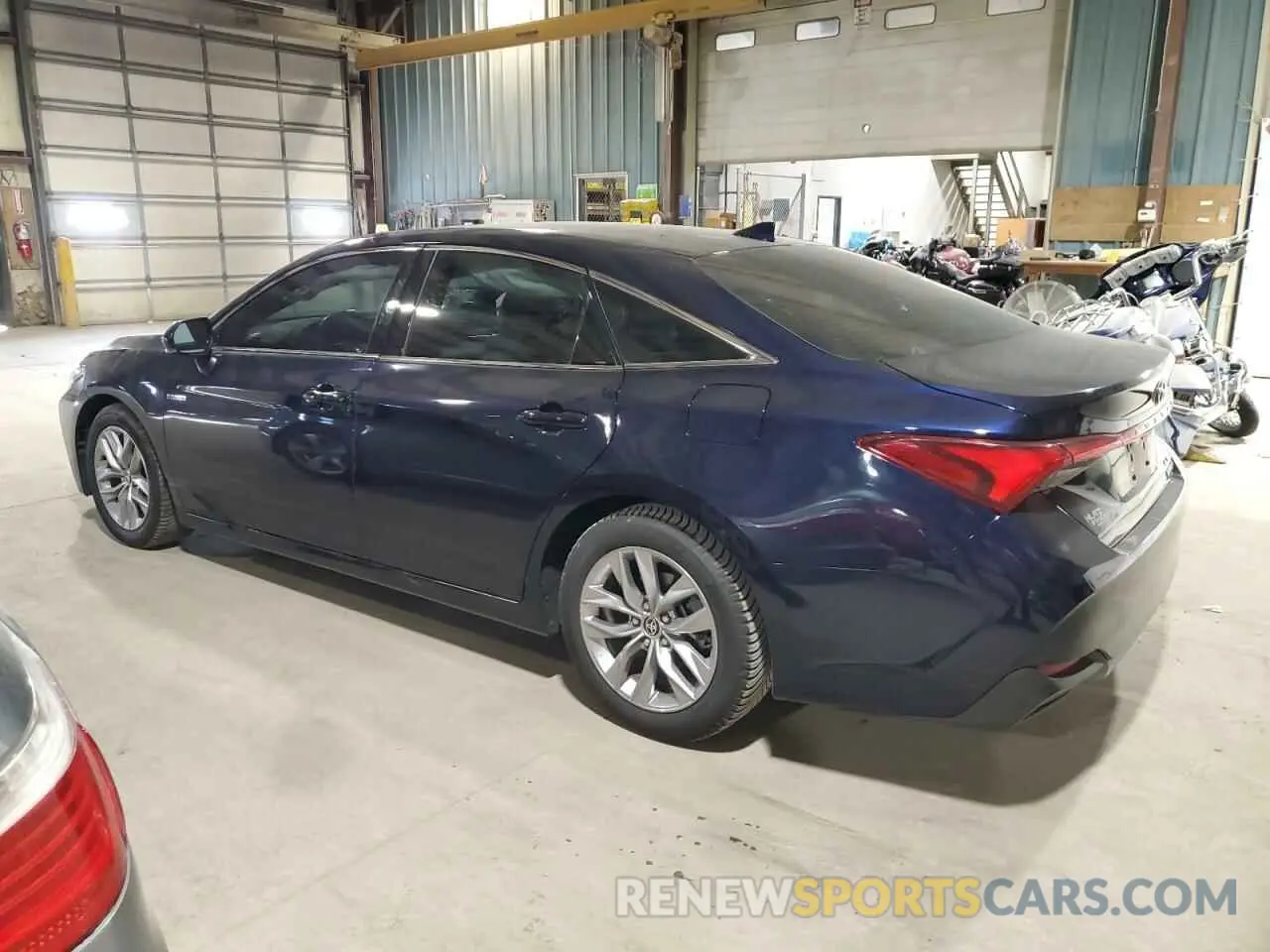 2 fotografías del automóvil dañado 4T1AA1AB7MU002300 TOYOTA AVALON 2021