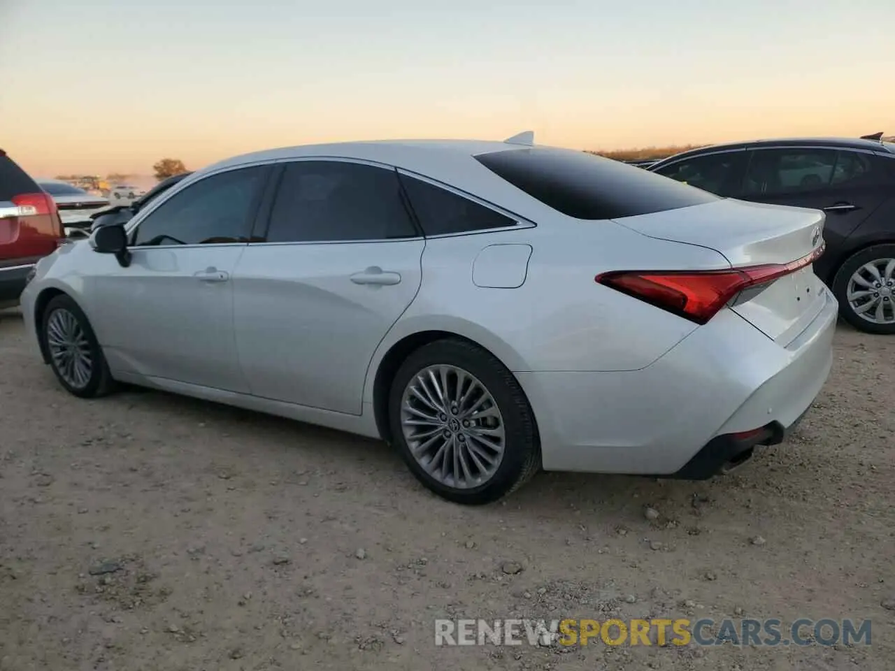 2 fotografías del automóvil dañado 4T1DZ1FB0MU063955 TOYOTA AVALON 2021