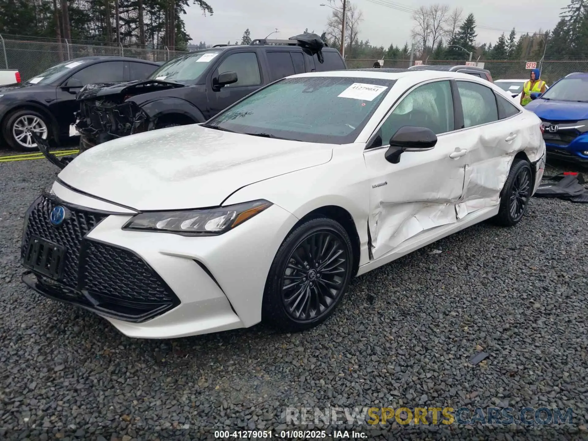 2 fotografías del automóvil dañado 4T1EA1AB1MU002228 TOYOTA AVALON 2021