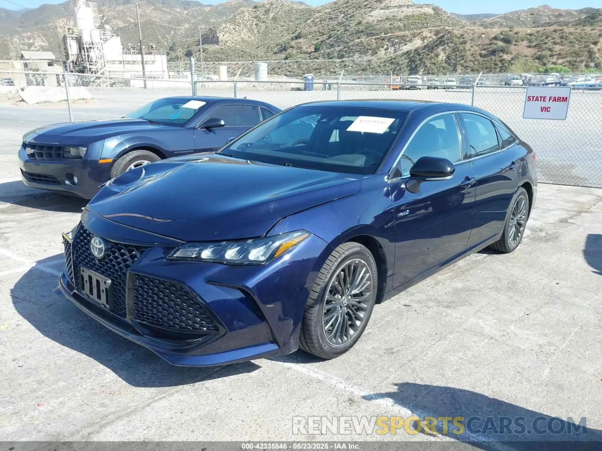 2 fotografías del automóvil dañado 4T1EA1AB3MU005275 TOYOTA AVALON 2021