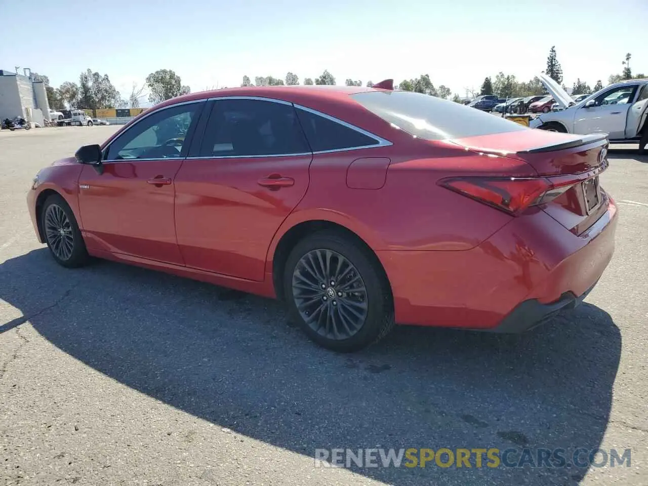 2 fotografías del automóvil dañado 4T1EA1AB6MU006954 TOYOTA AVALON 2021