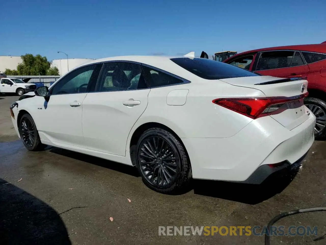 2 fotografías del automóvil dañado 4T1EA1AB7MU001178 TOYOTA AVALON 2021
