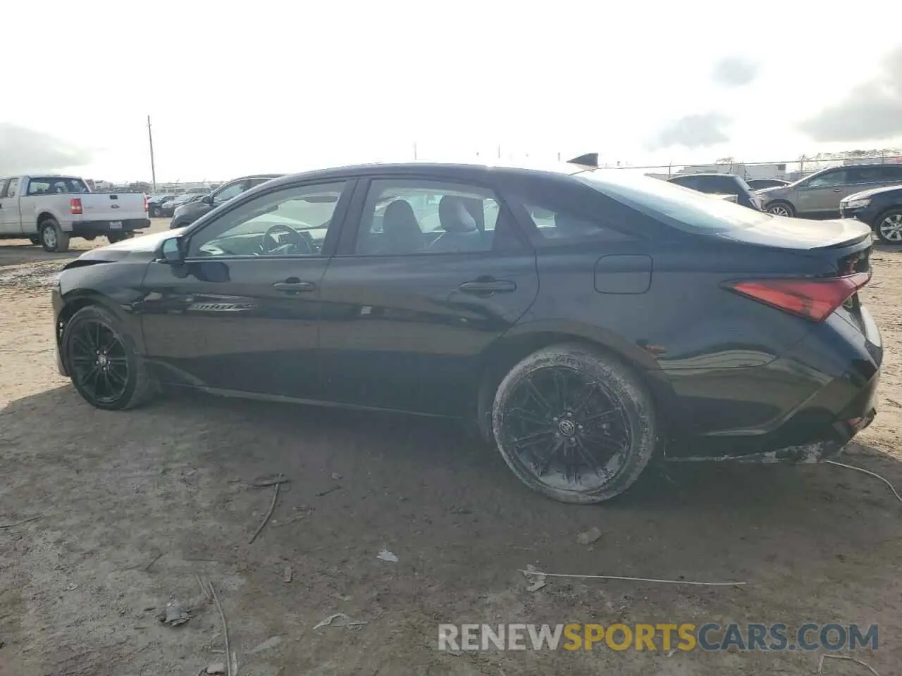 2 fotografías del automóvil dañado 4T1EZ1FB0MU070599 TOYOTA AVALON 2021