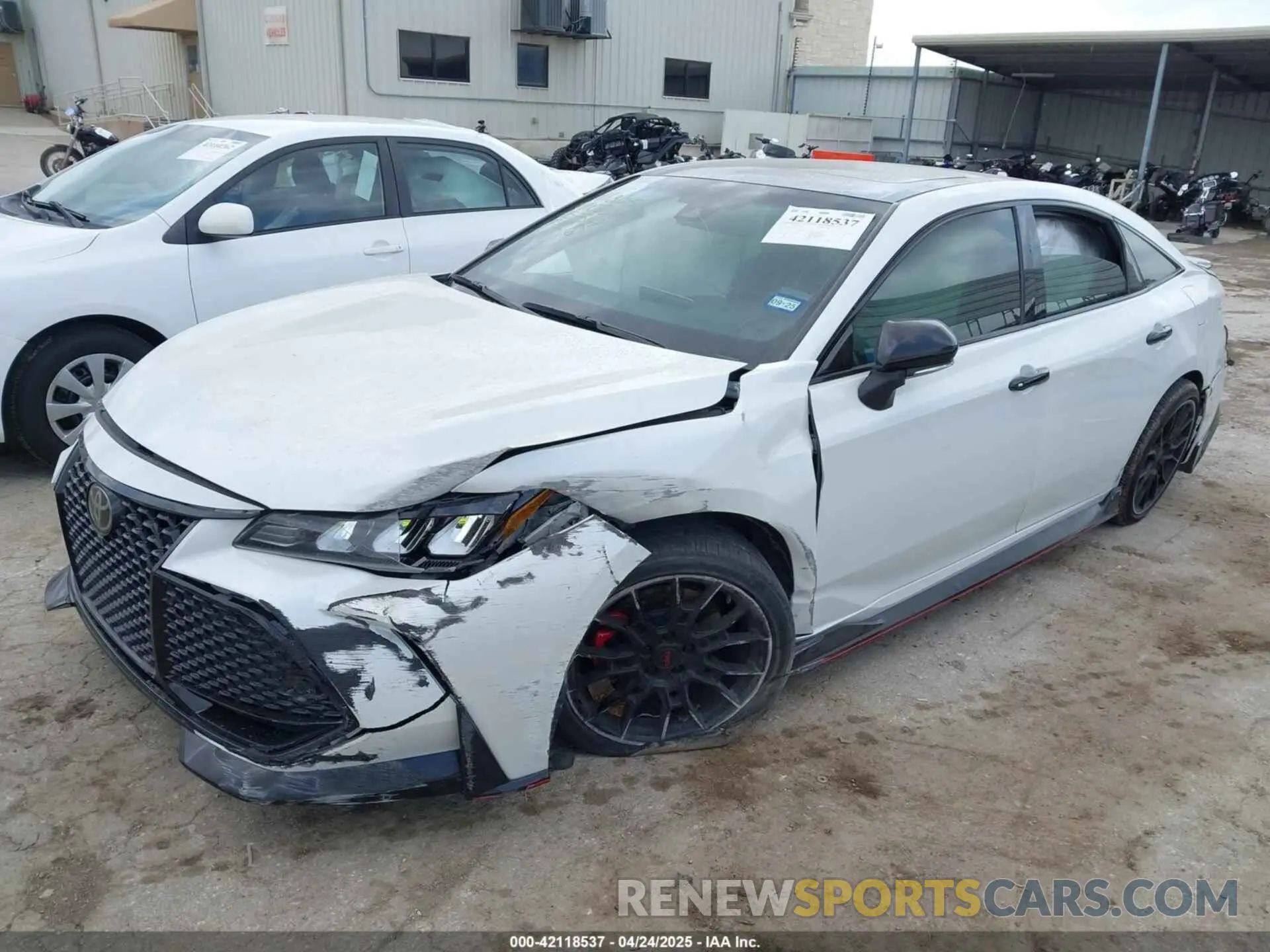 2 fotografías del automóvil dañado 4T1FZ1FB1MU057347 TOYOTA AVALON 2021
