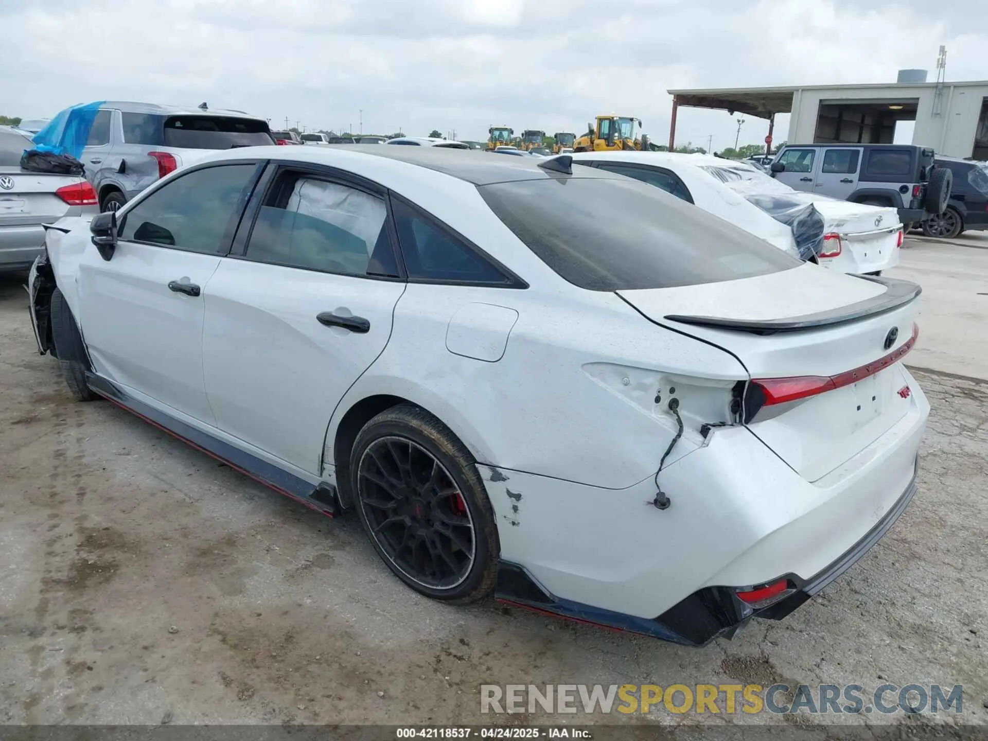 3 fotografías del automóvil dañado 4T1FZ1FB1MU057347 TOYOTA AVALON 2021