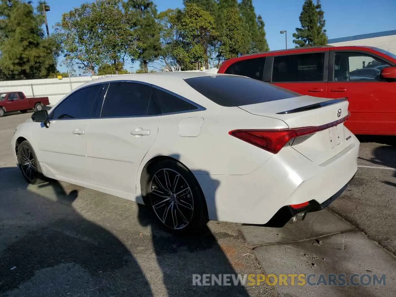 2 fotografías del automóvil dañado 4T1HZ1FB1MU068356 TOYOTA AVALON 2021