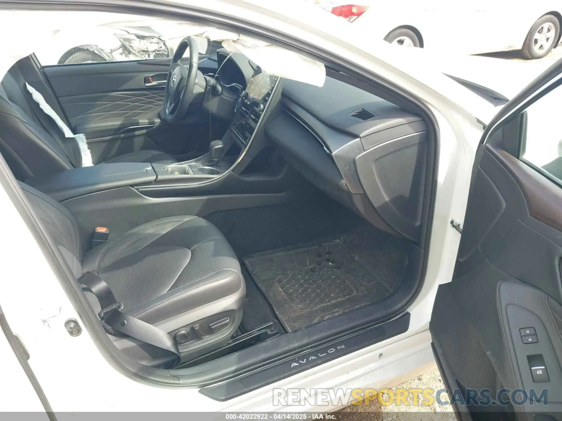 5 fotografías del automóvil dañado 4T1DA1AB1NU013114 TOYOTA AVALON 2022