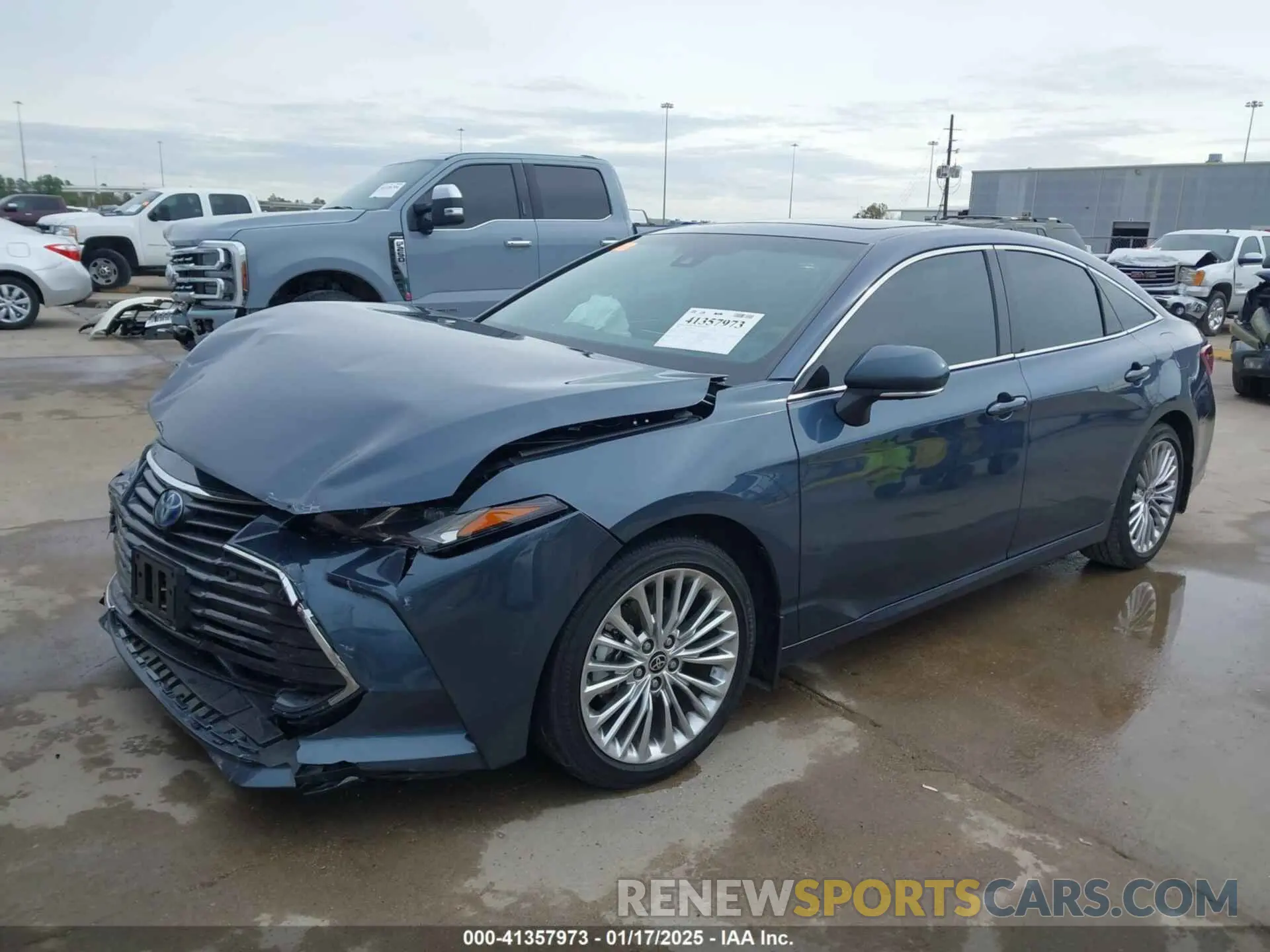 2 fotografías del automóvil dañado 4T1DA1AB2NU013574 TOYOTA AVALON 2022