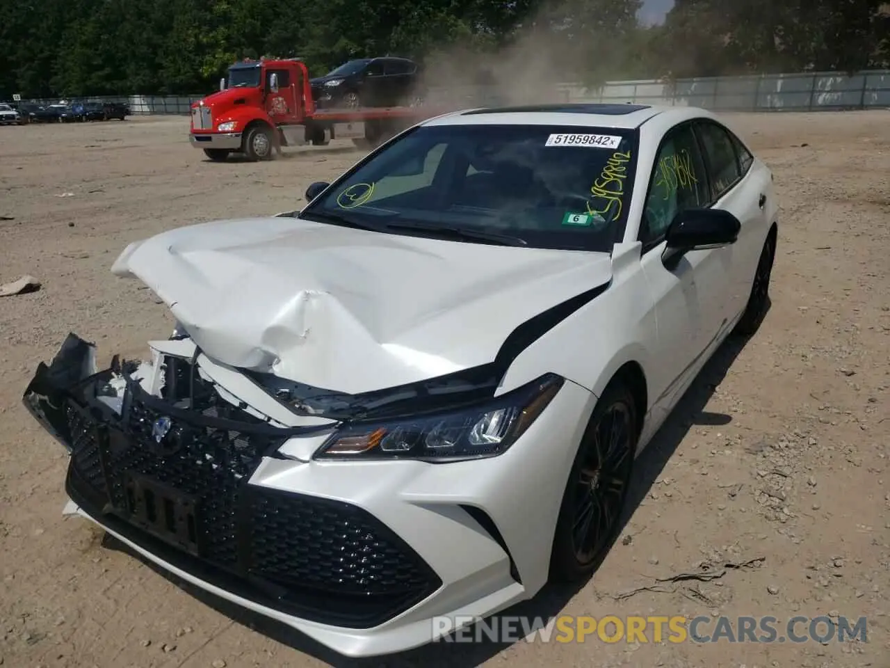 2 fotografías del automóvil dañado 4T1EA1AB7NU011503 TOYOTA AVALON 2022