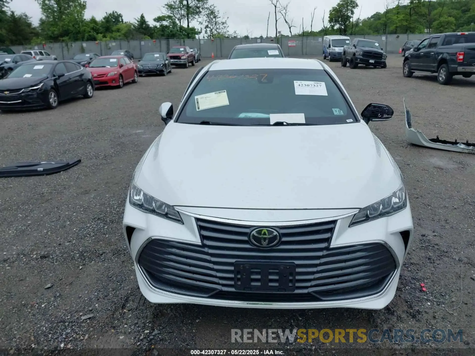 11 fotografías del automóvil dañado 4T1JZ1FB1NU080459 TOYOTA AVALON 2022
