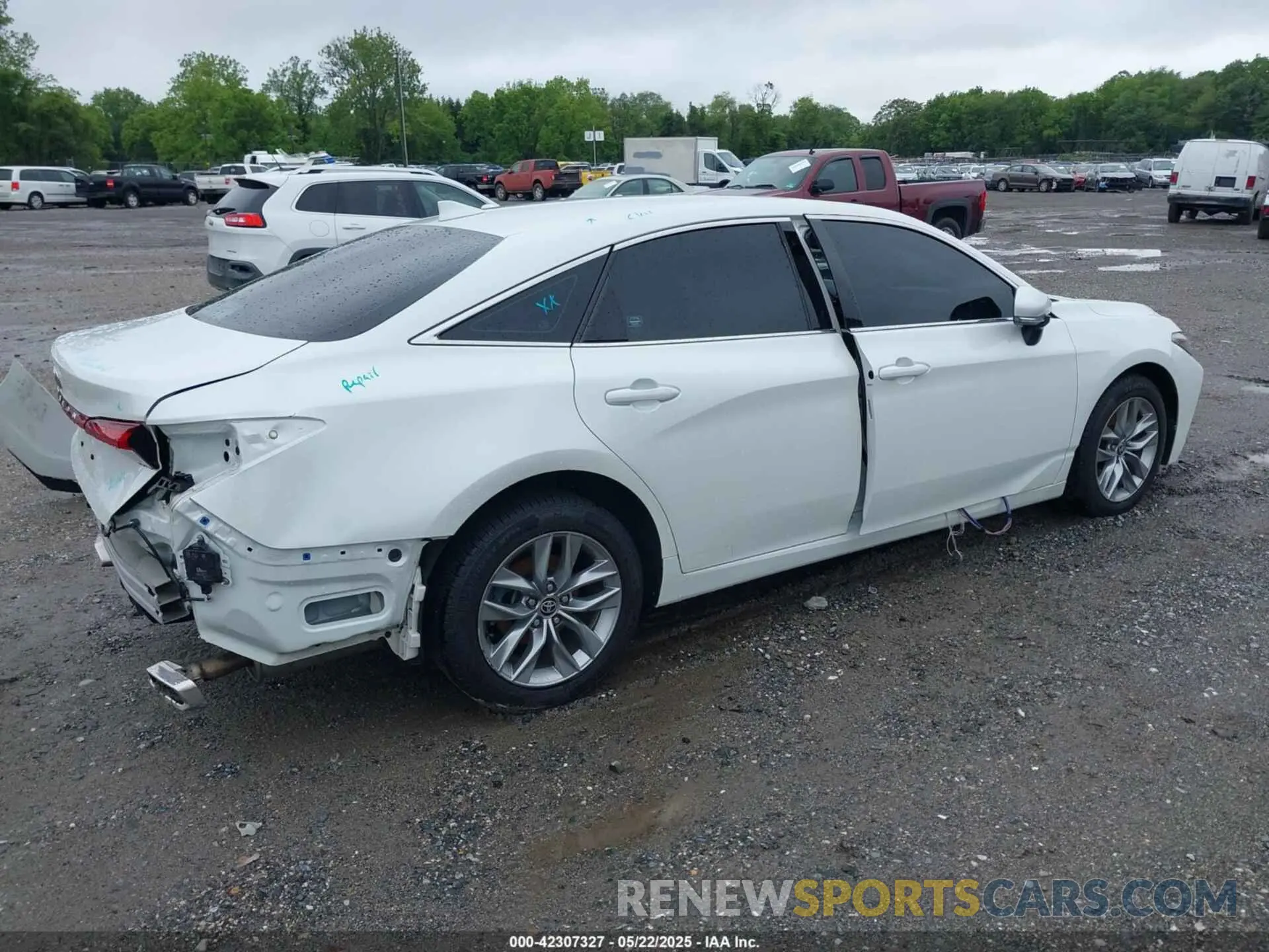 4 fotografías del automóvil dañado 4T1JZ1FB1NU080459 TOYOTA AVALON 2022